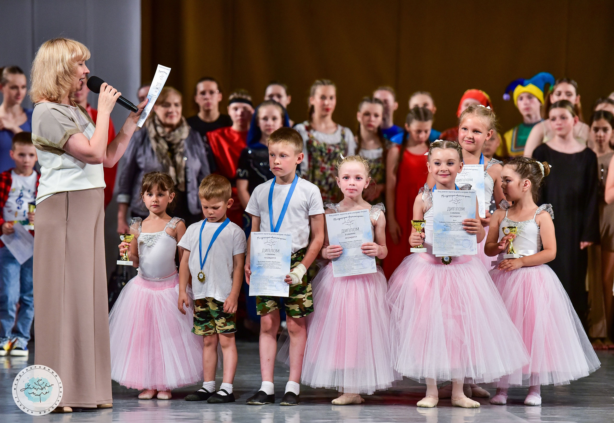 04.07.2024 Финал Международного творческого проекта «Улыбки Мира» г. СПБ. Медиастудия Фото Концепт