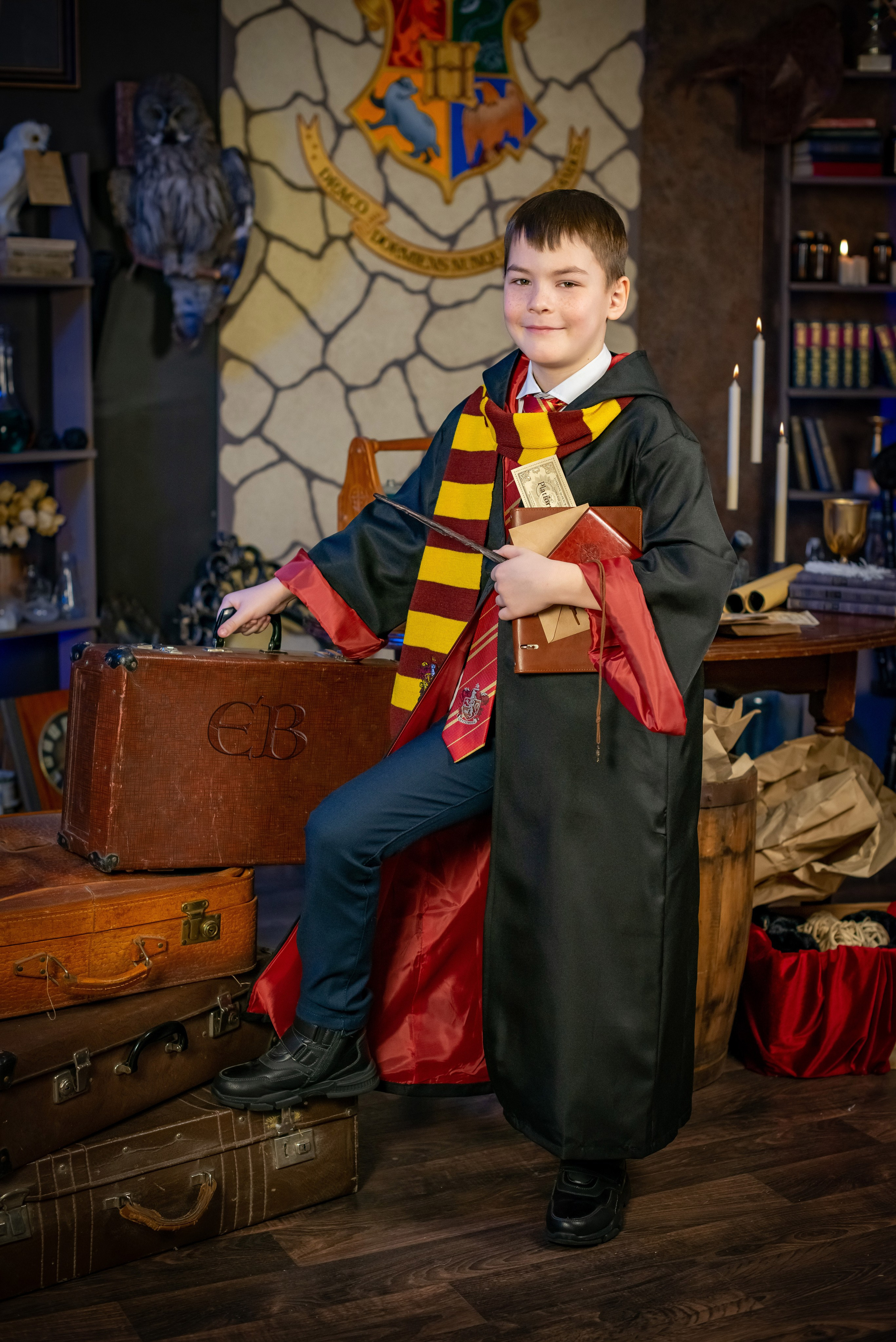 Хогвартс. Татьяна Гойда портретный и семейный фотограф Ленск. Выпускные альбомы