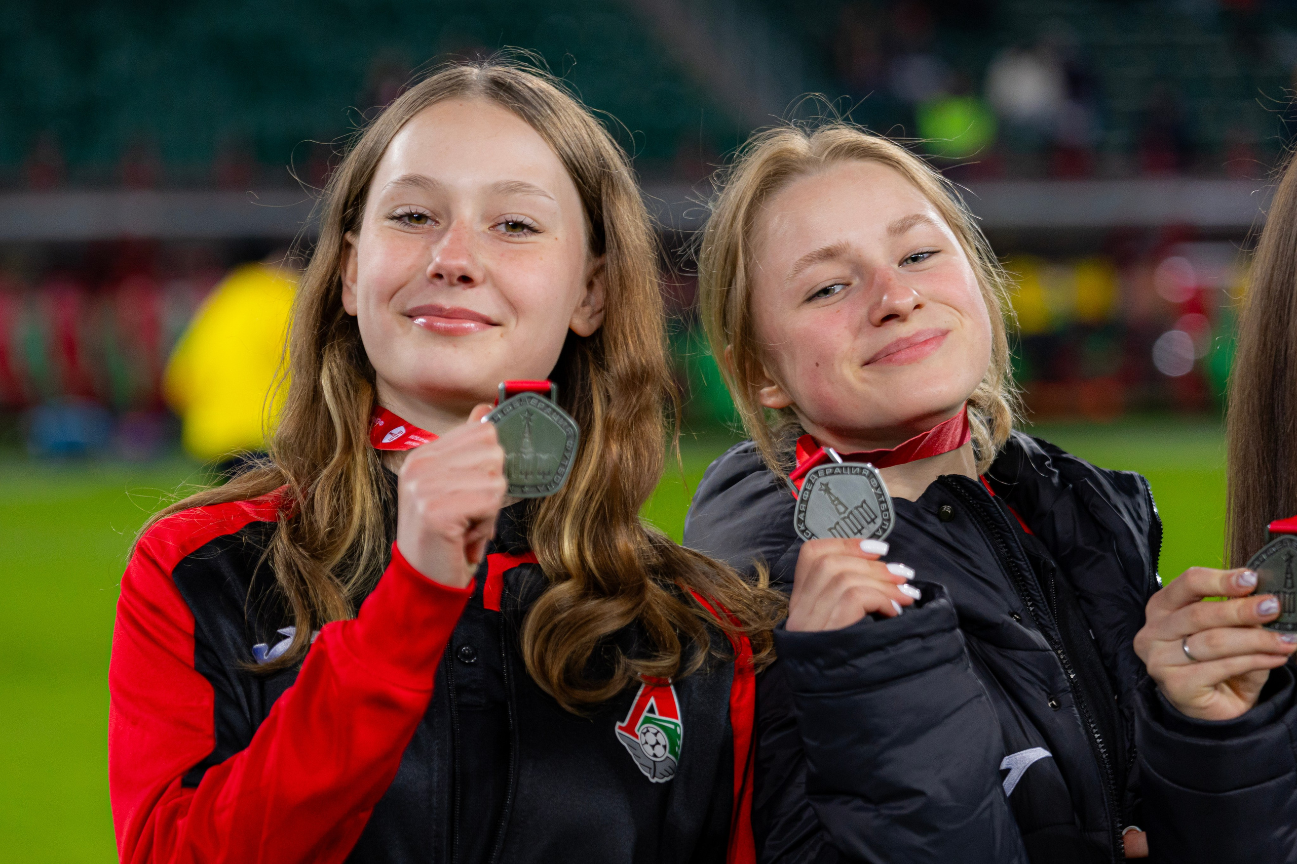 НАГРАЖДЕНИЕ ЖЕНСКОГО ОТДЕЛЕНИЯ АКАДЕМИИ ФК ЛОКОМОТИВ. Artem Zenin Photography