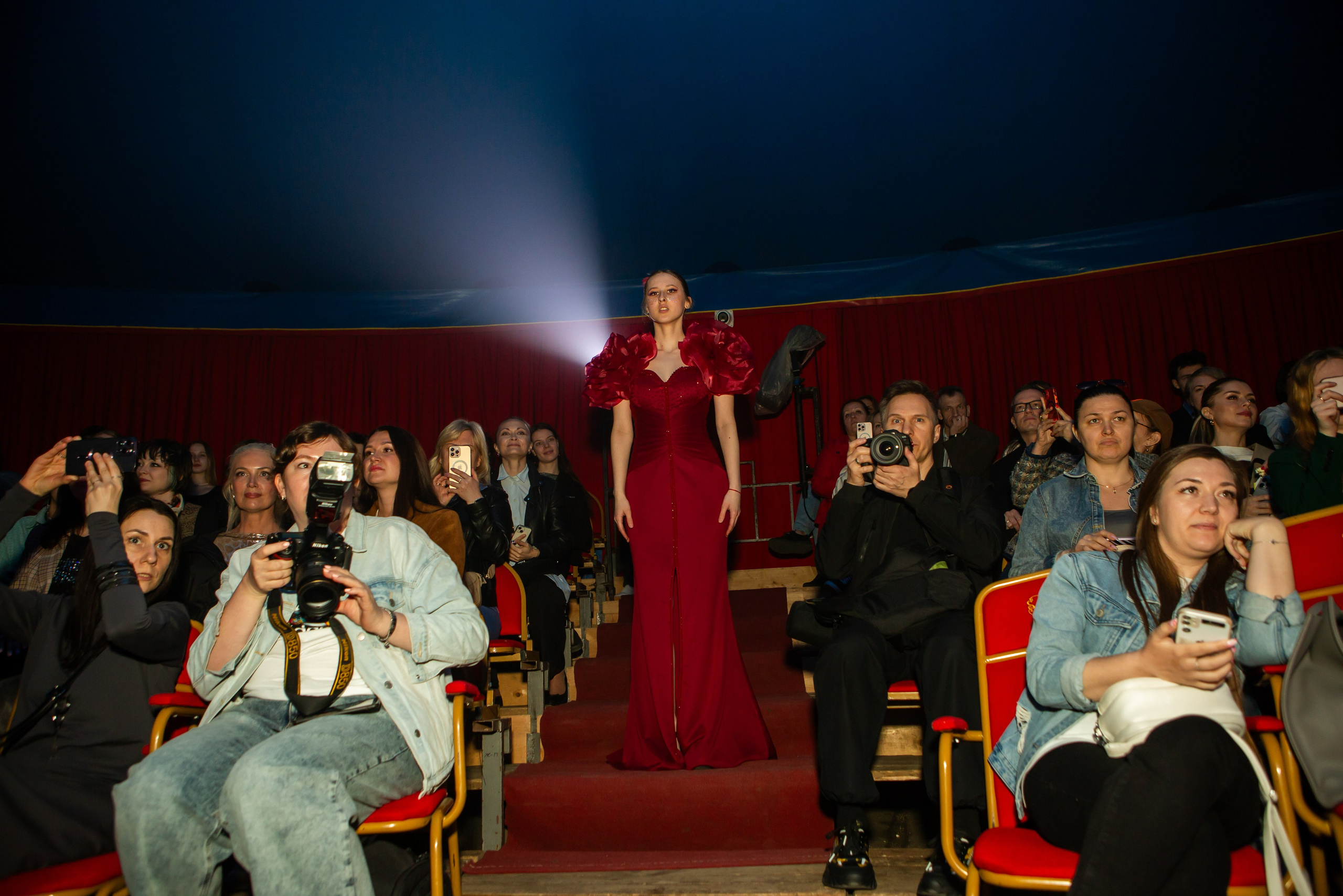 MANEGE SHOW. Репортажный, семейный, свадебный, портретный фотограф