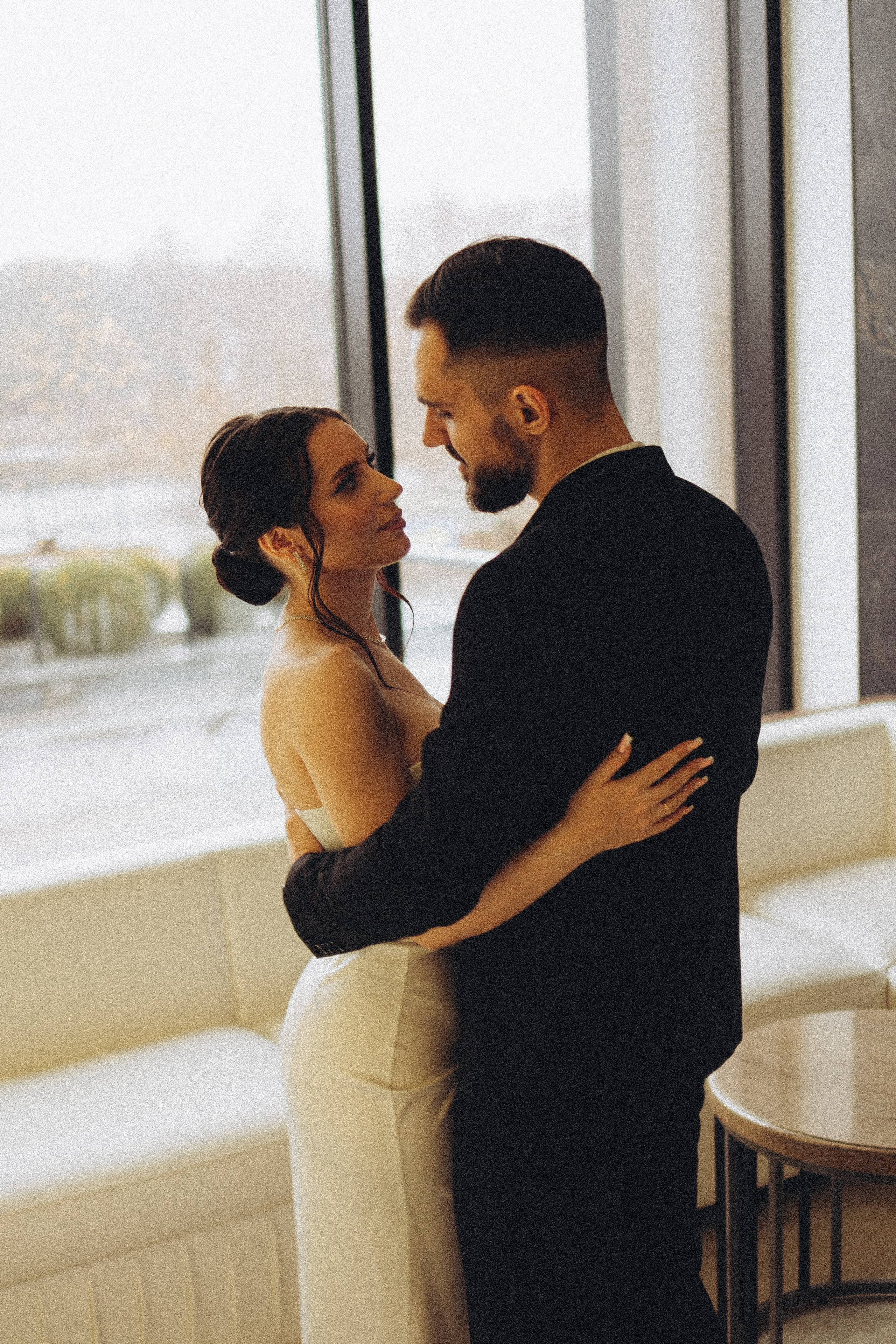 СВАДЕБНАЯ СЬЕМКА СБОРОВ ЖЕНИХА И НЕВЕСТЫ В ОТЕЛЕ И ТАКЖЕ ФОТОСЕССИИЯ В ОТЕЛЕЕ МЕГАПОЛИС БРЯНСК. Профессиональный фотограф, Санкт-Петербург — Виктория Богомолова