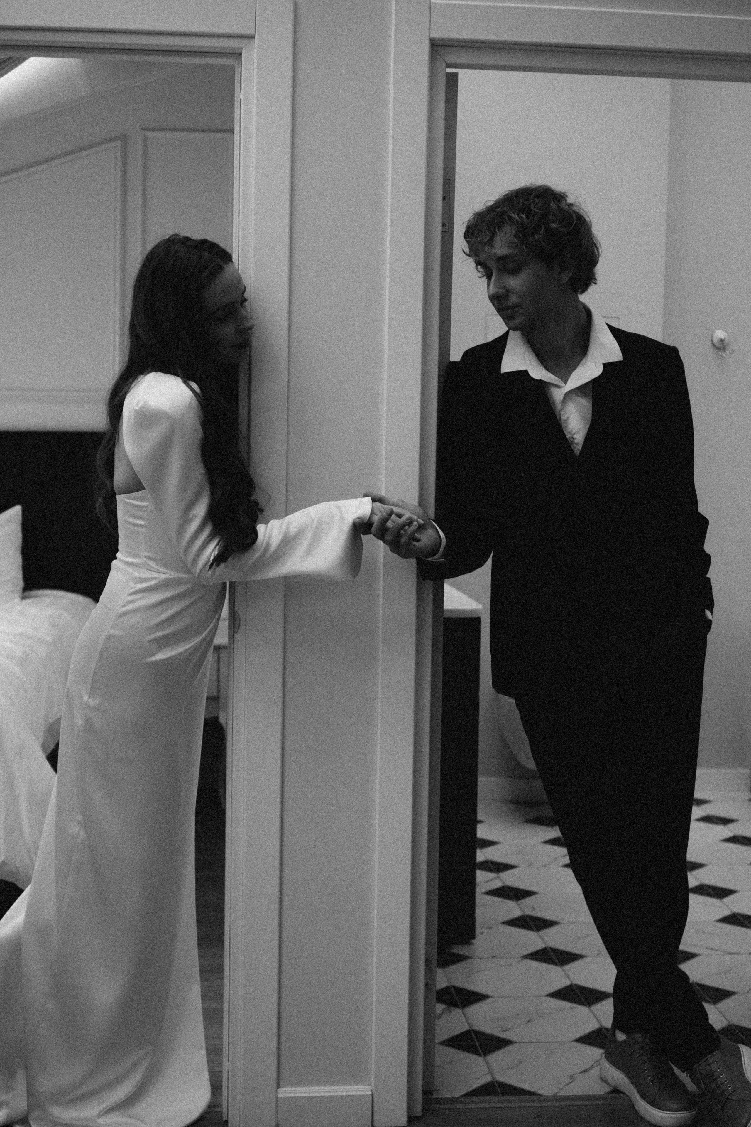 СВАДЕБНАЯ СЬЕМКА В ОТЕЛЕ. СБОРЫ ЖЕНИХА И НЕВЕСТЫ И ТАКЖЕ ТОР И ПОДГОТОВКА К ПРОГУЛКЕ. Профессиональный фотограф, Санкт-Петербург — Виктория Богомолова