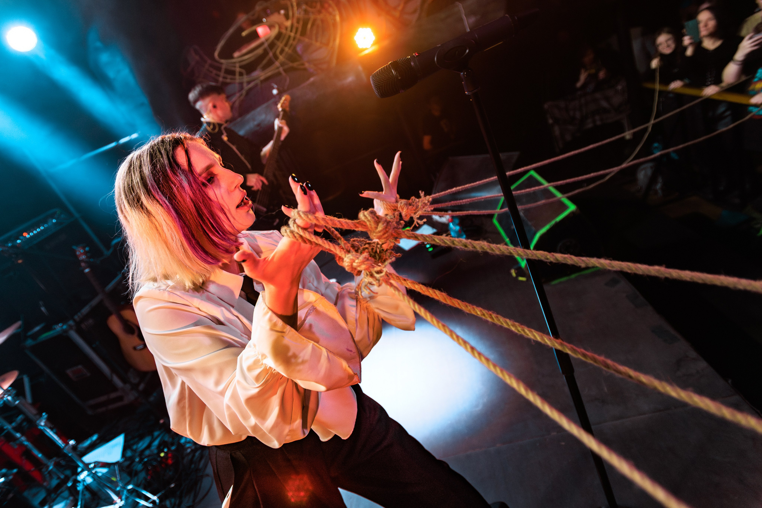 SARA. Репортажный фотограф Екатеринбург | Яркий, качественный репортаж | Концерты, клубы, репортаж, праздники, корпоративы