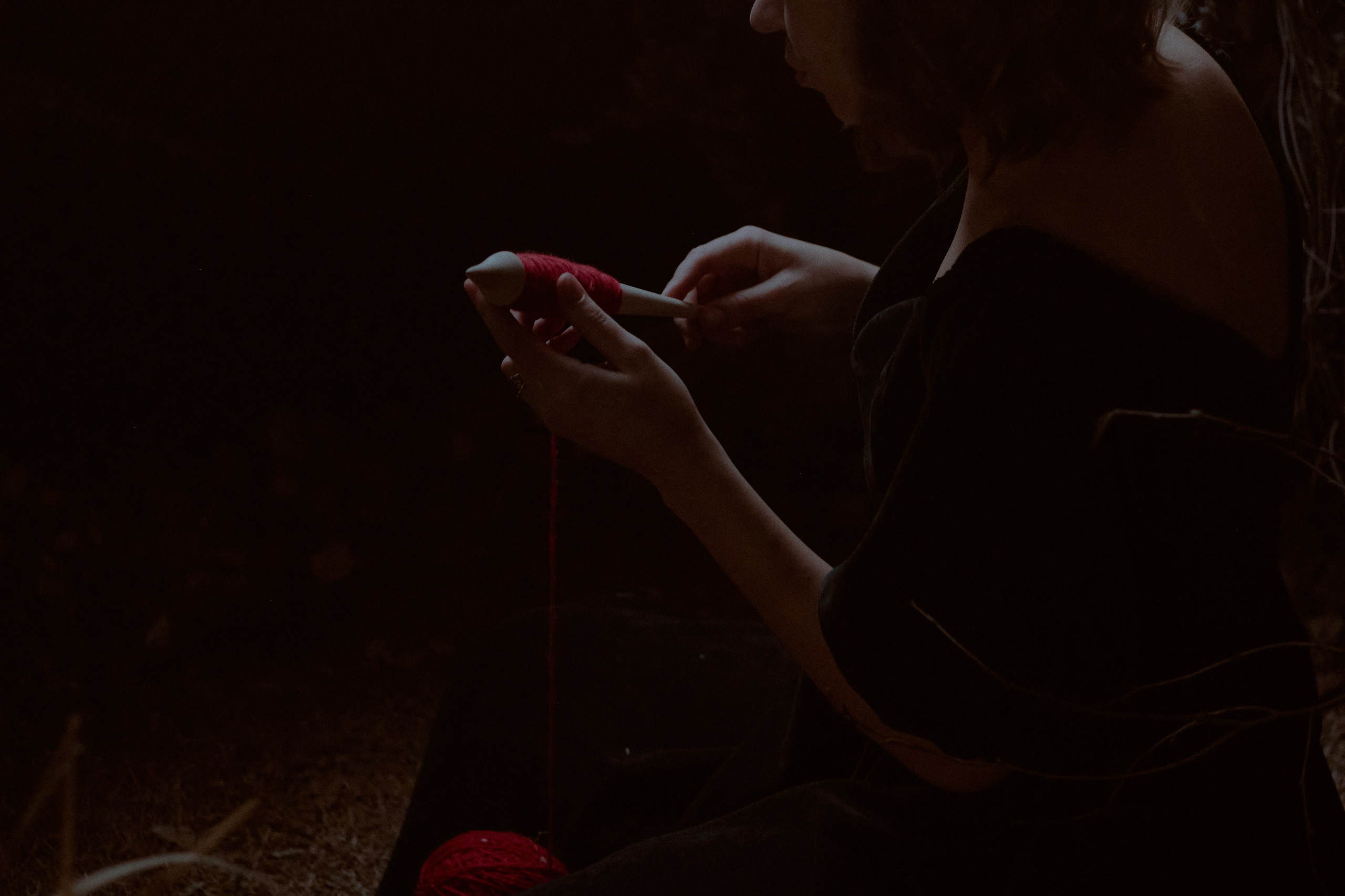 Тень. Фотограф лавстори Москва/МО Приятелева Ангелина