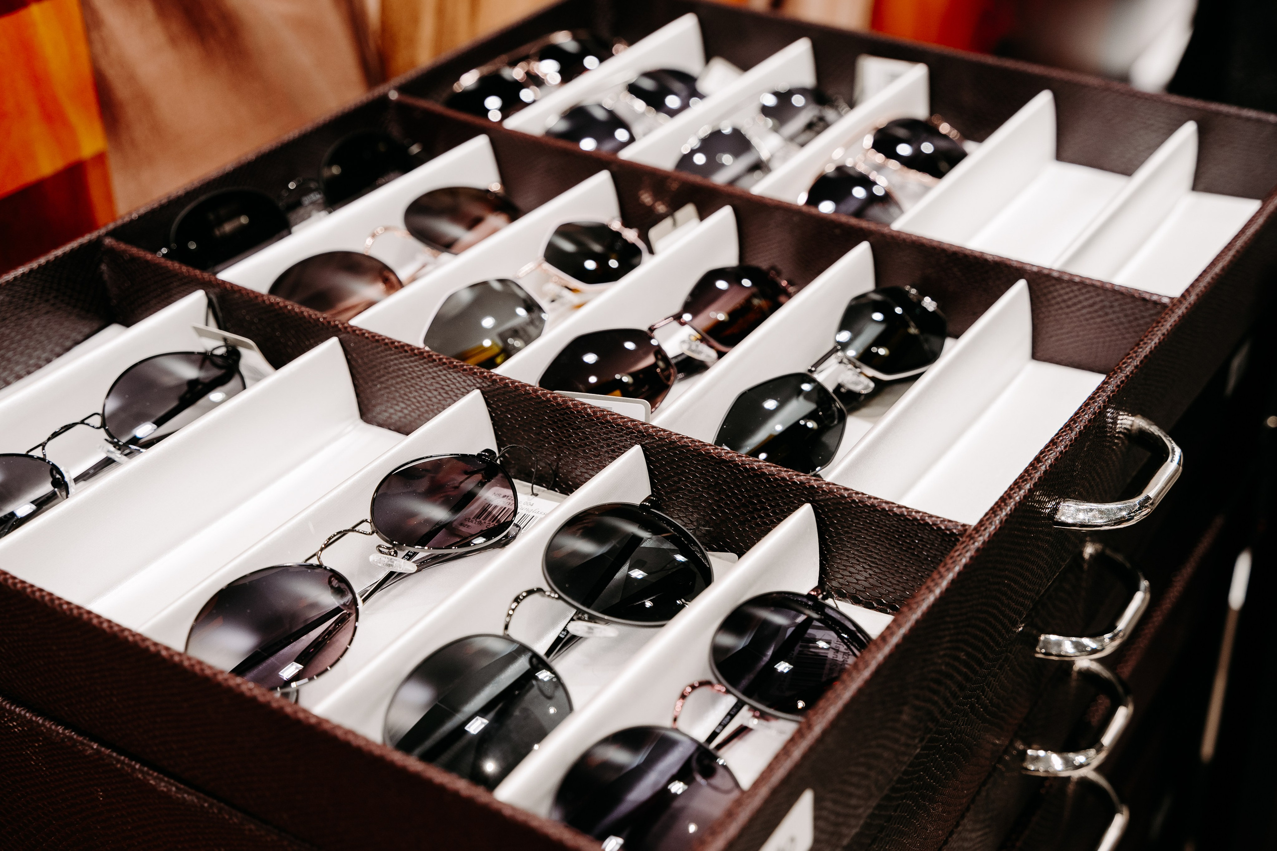 Оптическая_выставка. Репортажный и свадебный фотограф в Москве Рая Небогатова