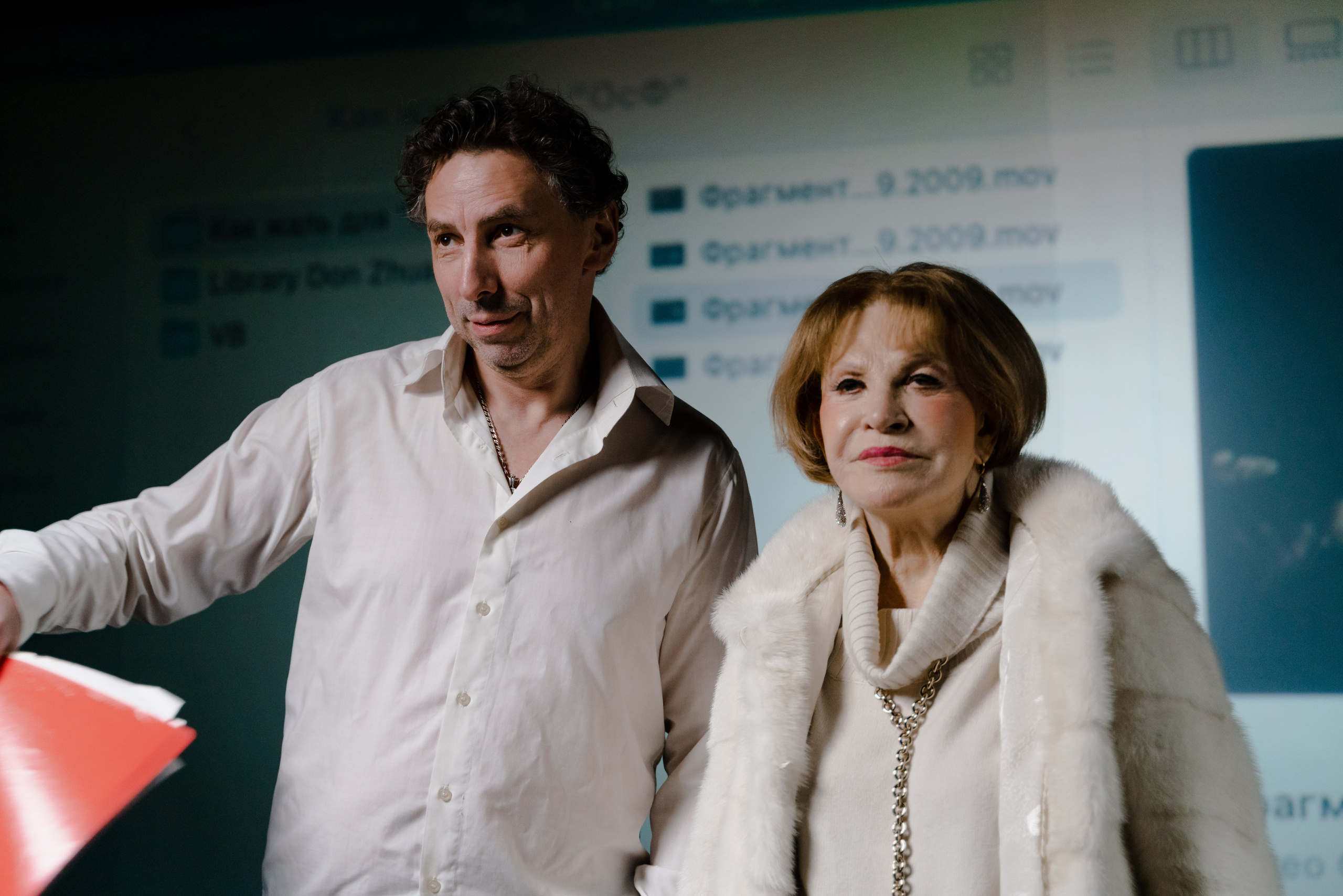 Людмила Максакова