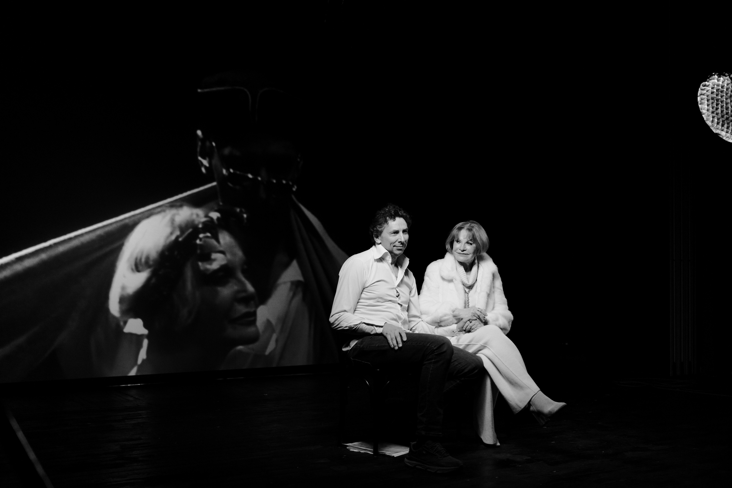 Людмила Максакова