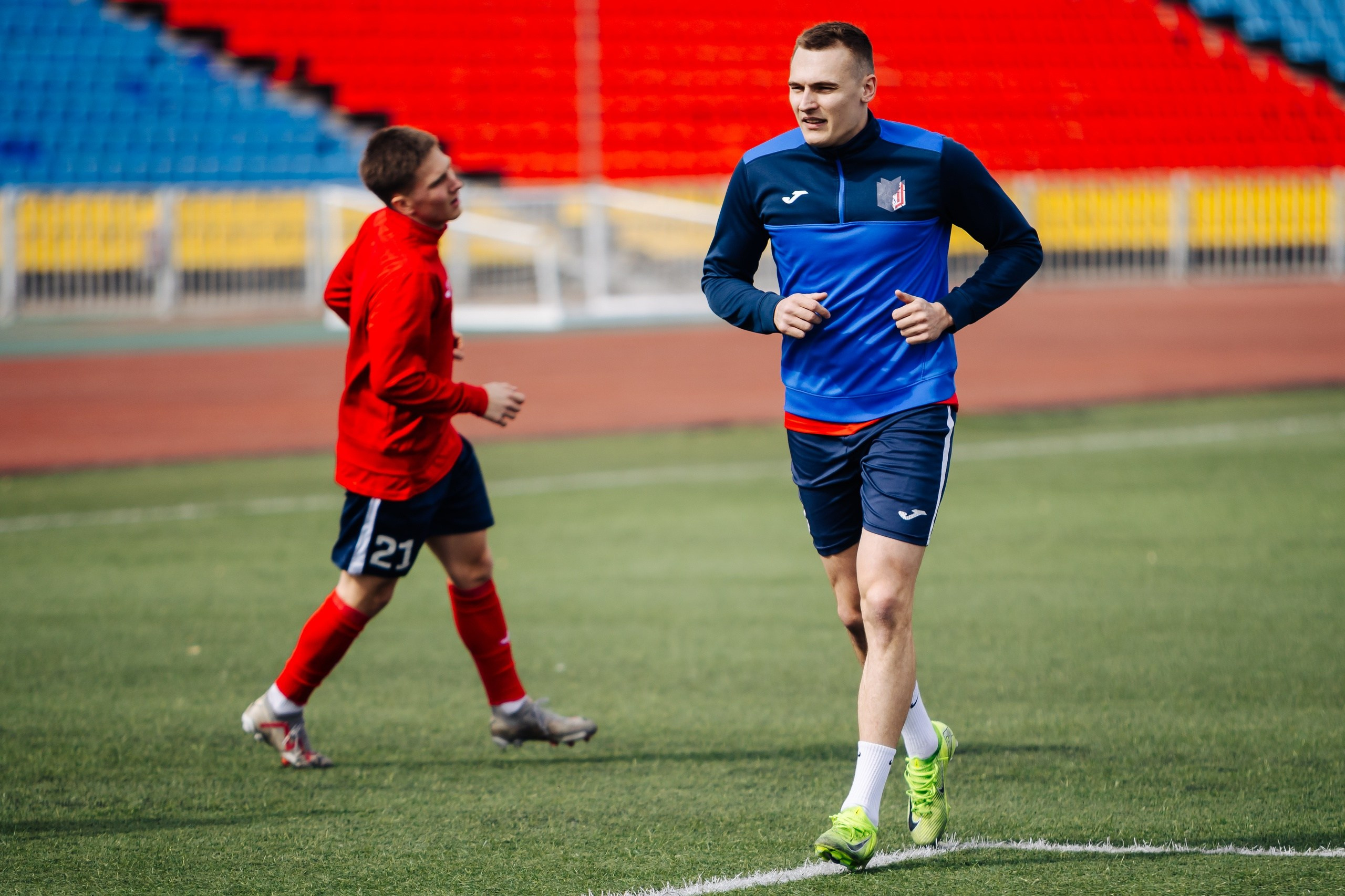 ФК «Металлург-Магнитогорск» vs ФК «ОСШ-Челябинск-М» // 05.04.25. Денис Прохоров Фотограф в г. Магнитогорск
