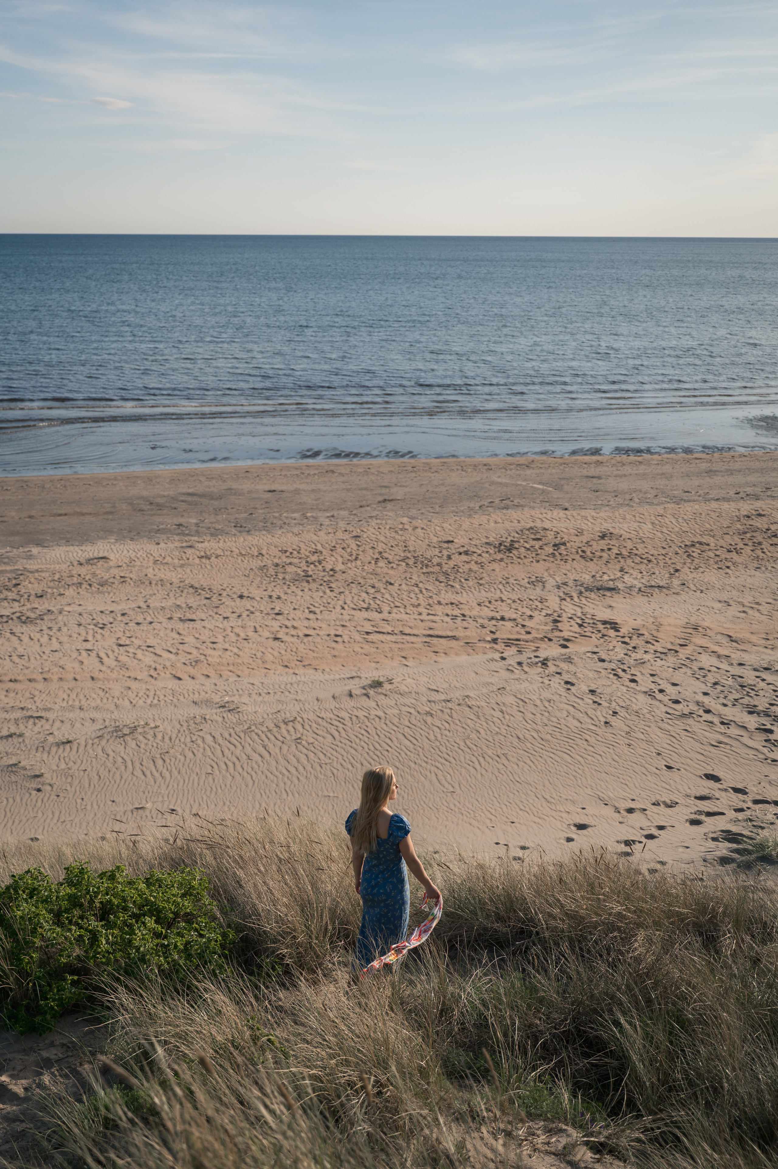 Porträttfotografering på Skrea Strand i Falkenberg. Bröllops- och familjefotograf i Halmstad | Valentina