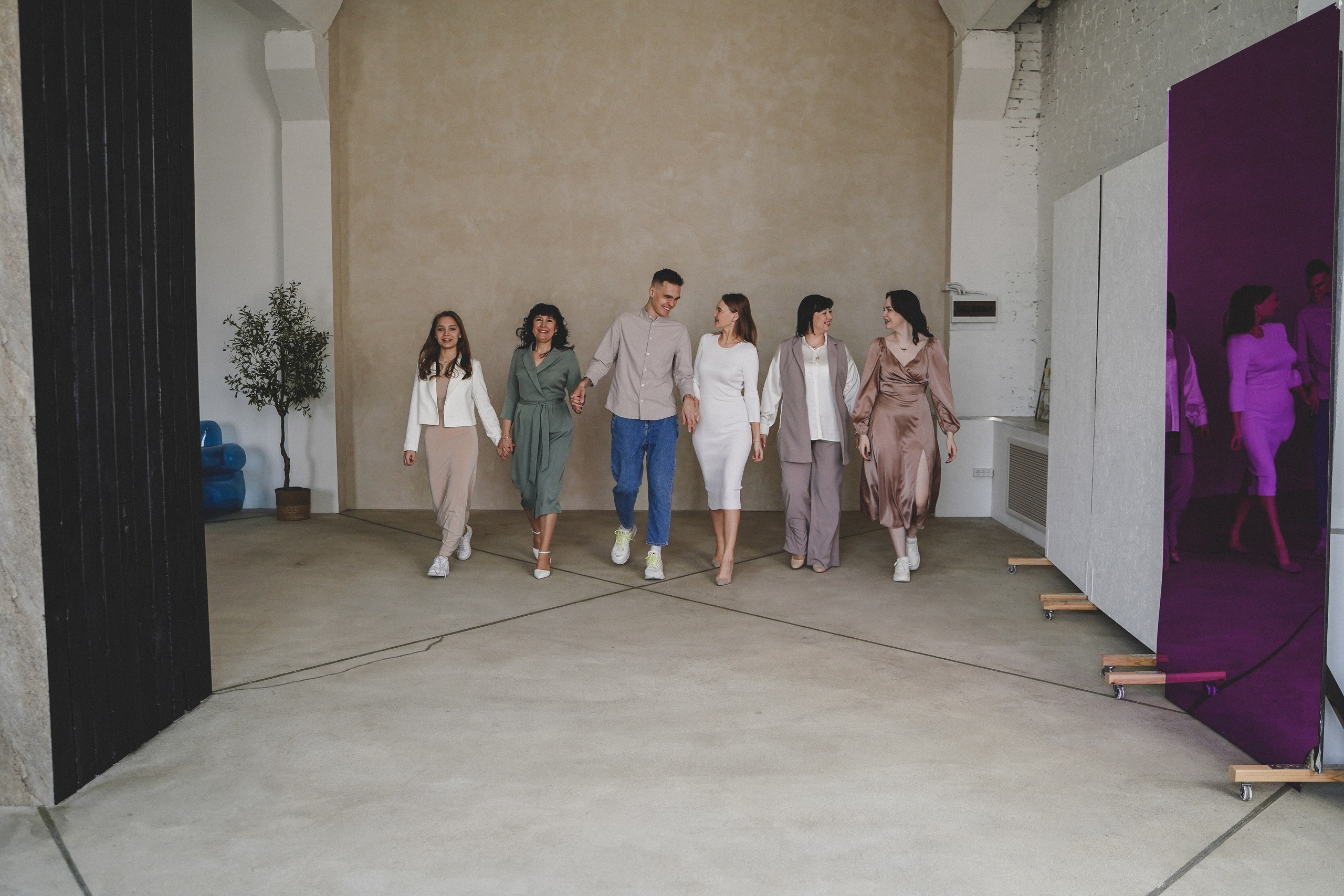 Фотосессия большой семьи в студии. Семейный и женский фотограф в Краснодаре Анастасия Приймак