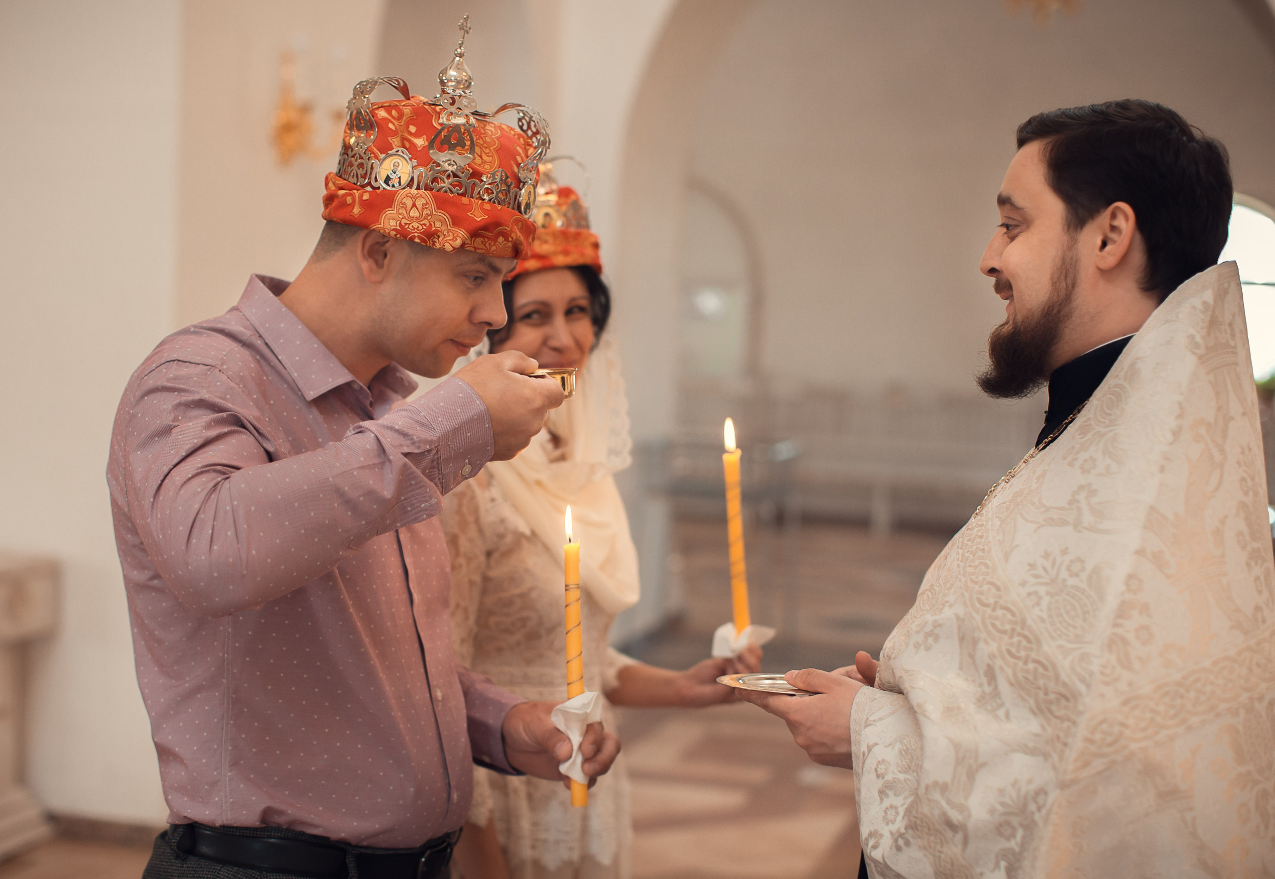 Храм Божьих строителей в Академическом Венчание. Главная