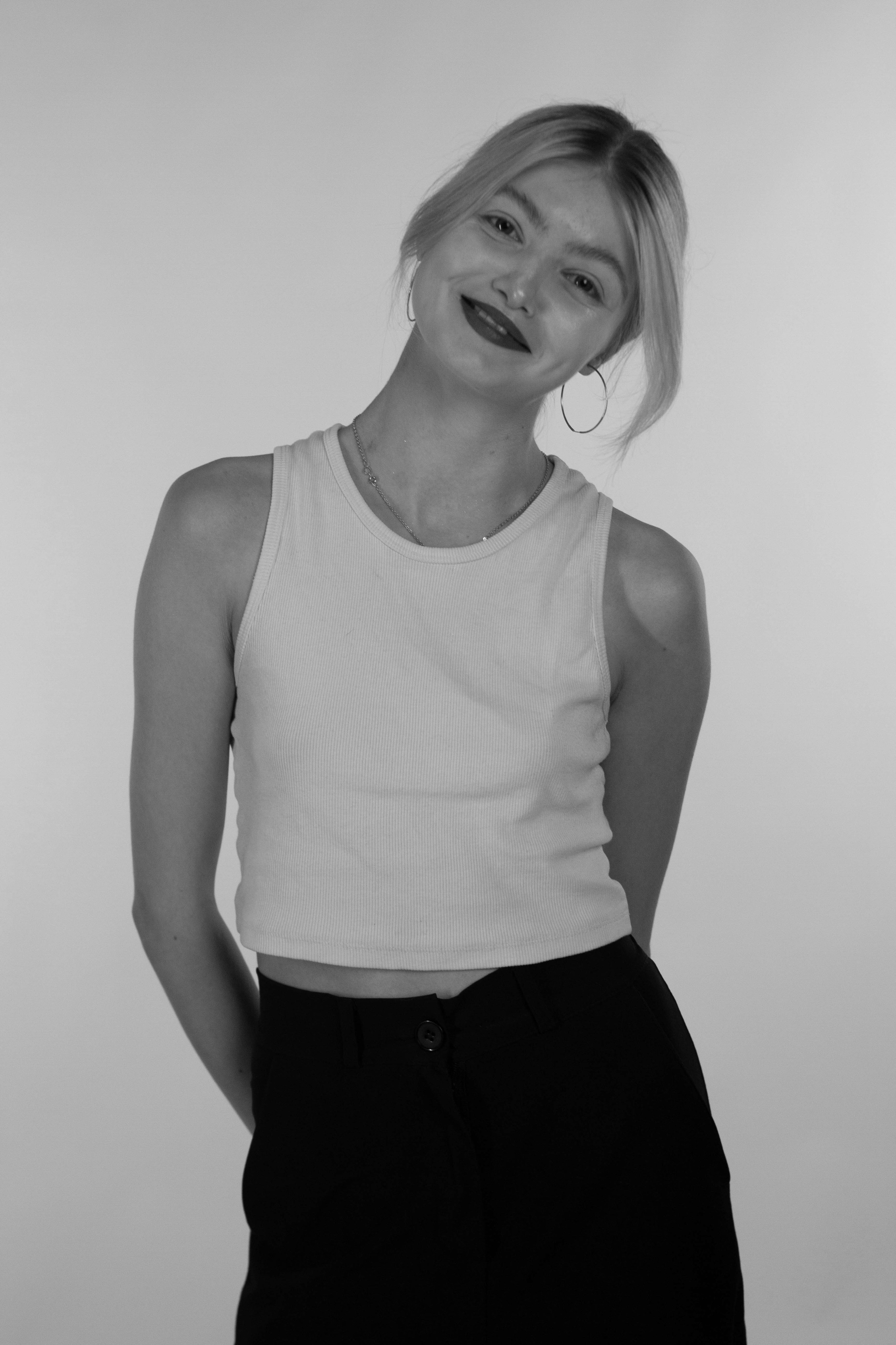 Лина фотостудия чб. Креативный фотограф Нижний Новгород Никита Корольков