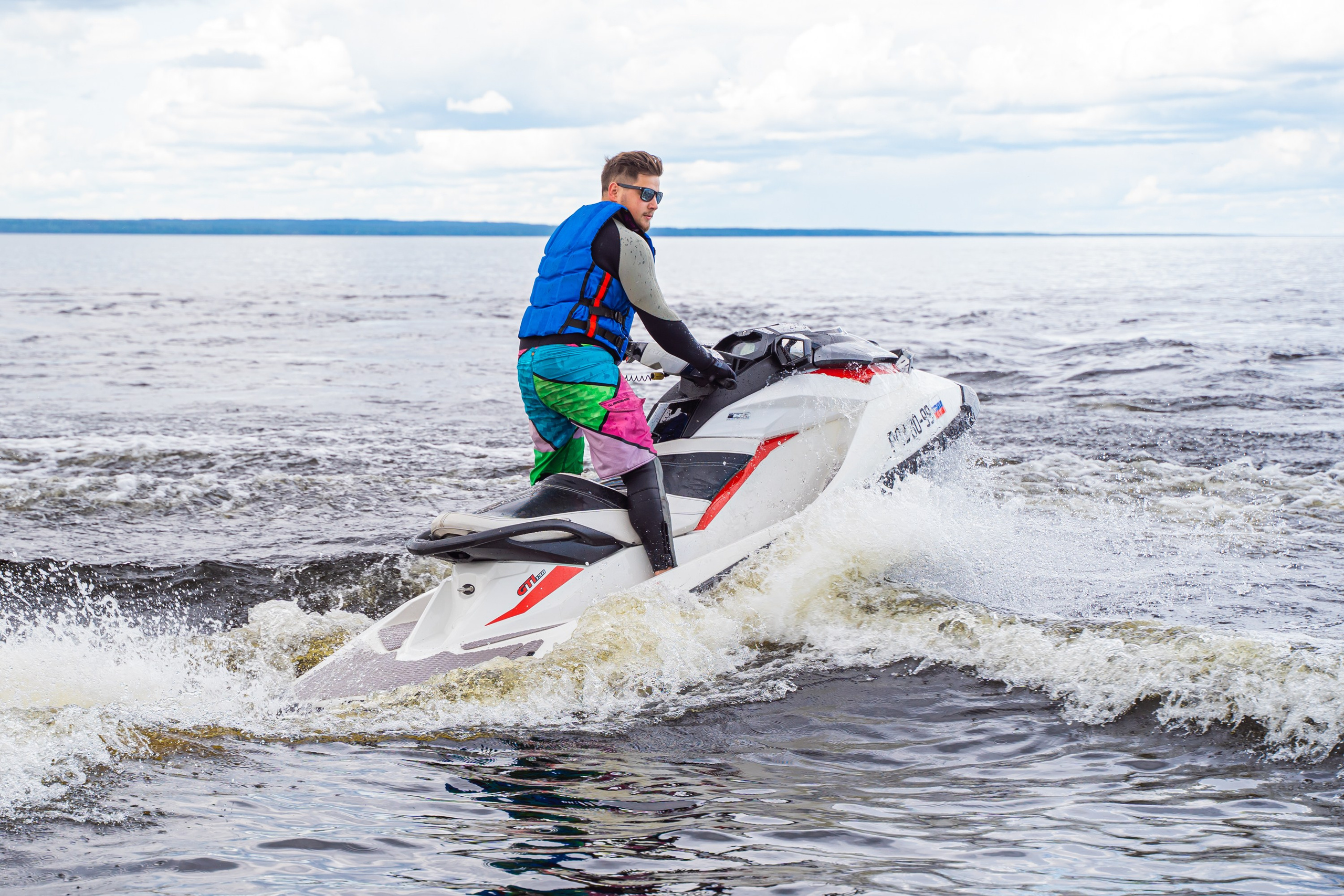 Гидровыезд в Коневский мужской монастырь. Свадебный, семейный, портретный, репортажный фотограф в Санкт-Петербурге