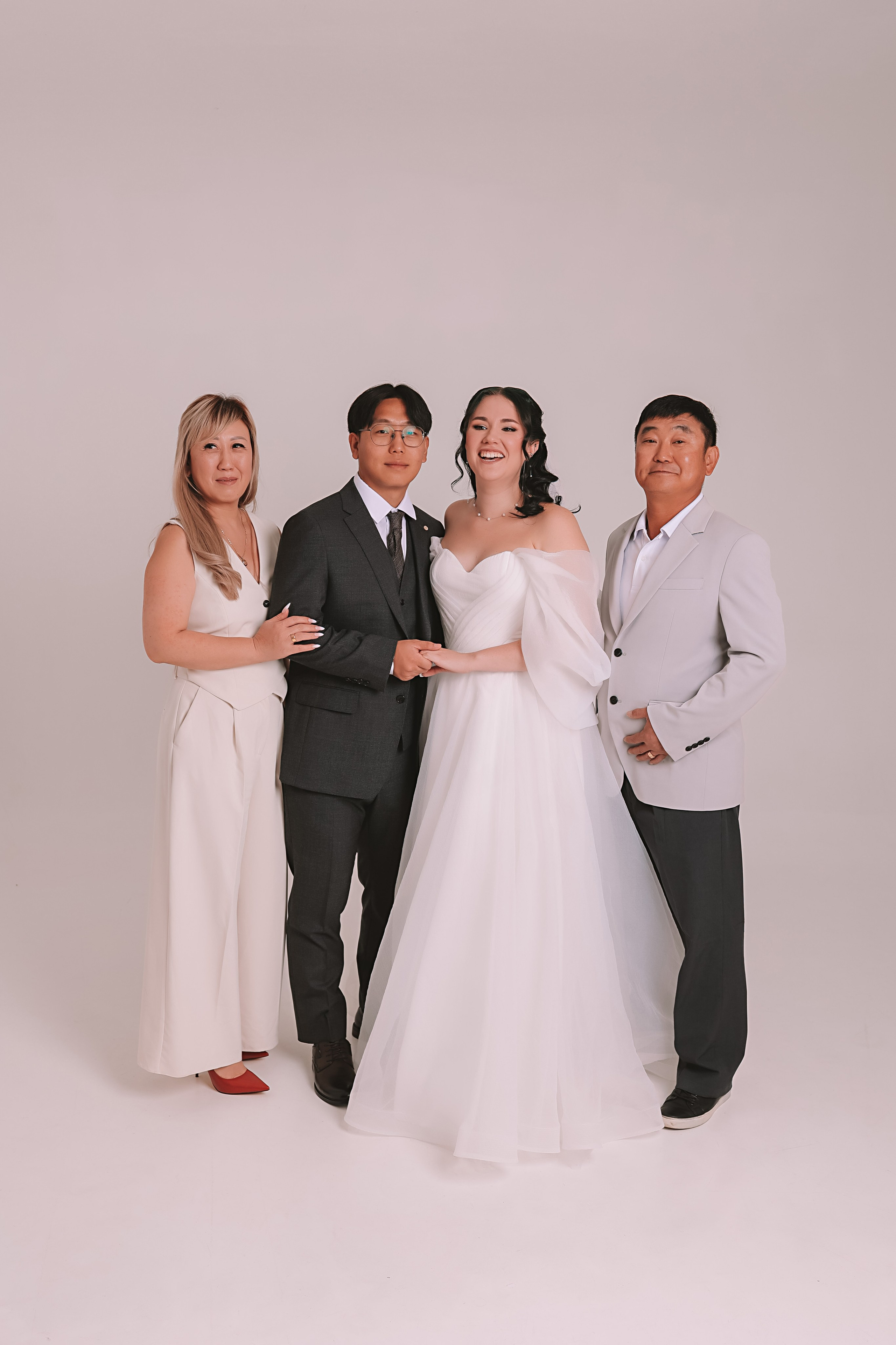 Айвазовский и парк дружбы народов. Семейный фотограф Тюмень, фотограф на роды Салмина Мария