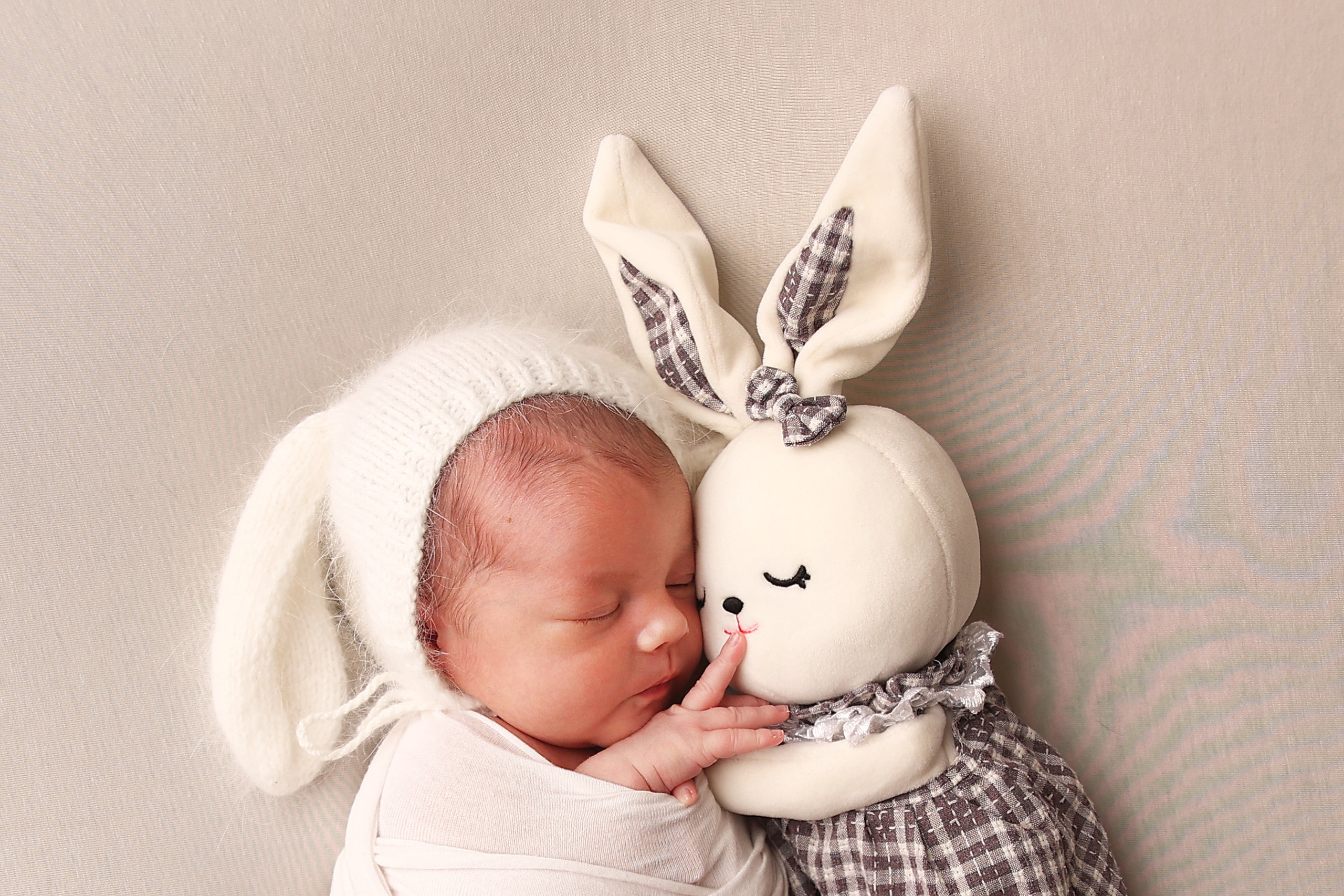 НОВОРОЖДЕННЫЕ до месяца. Мишугина Ольга Фотограф новорожденных, семейный и детский фотограф