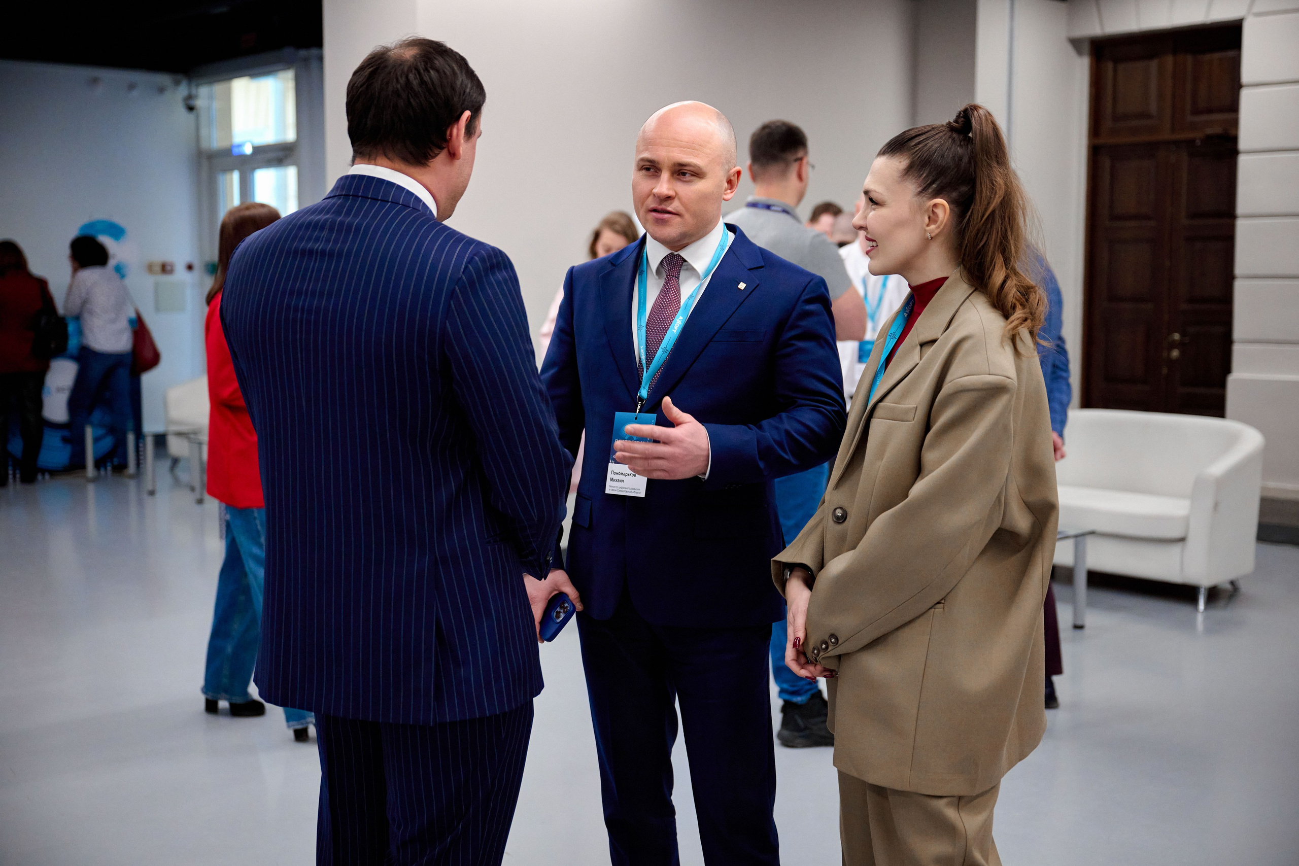 AXOFT. Максим Комаров — Профессиональный фотограф