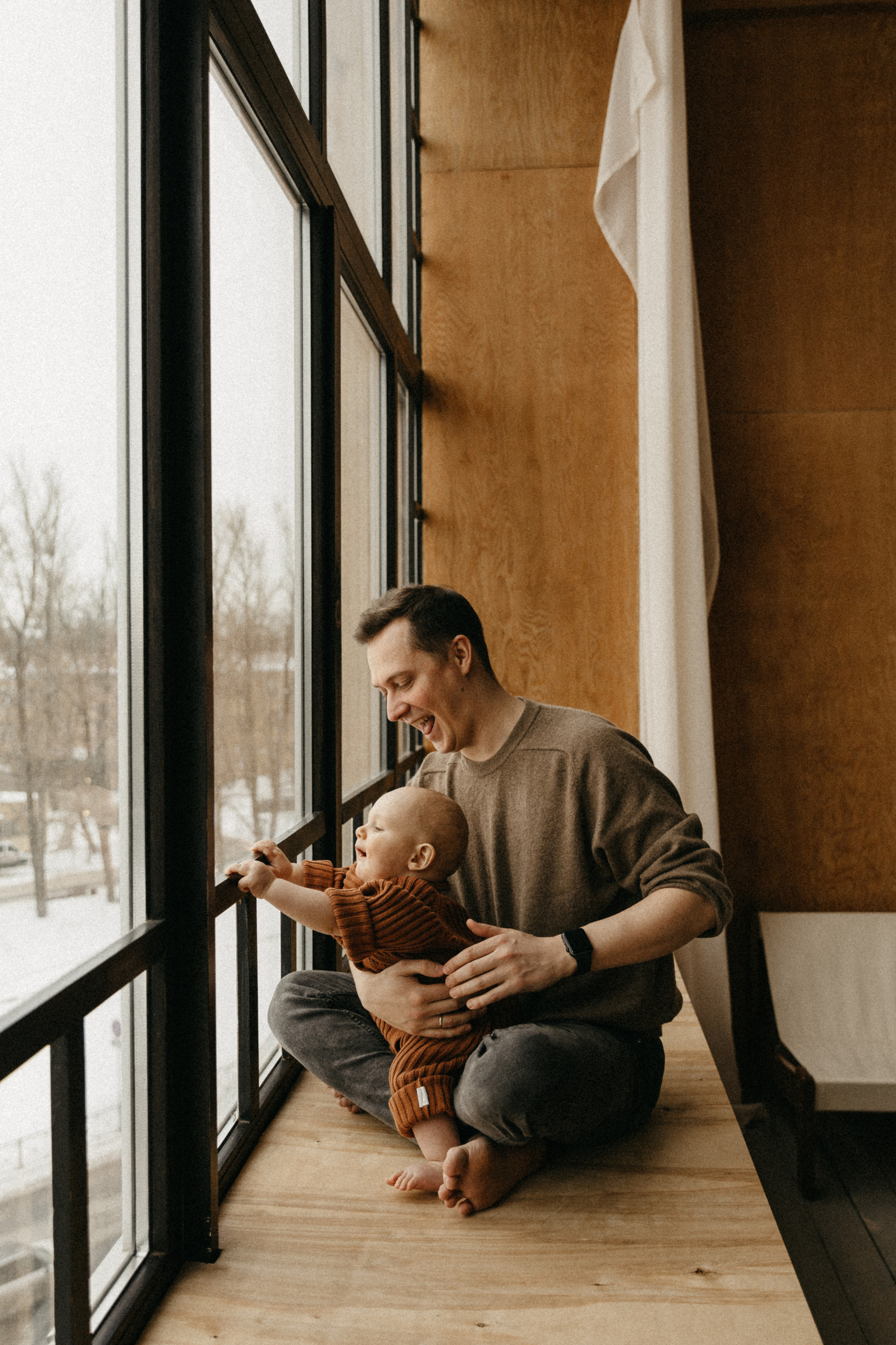 Оля, Саша, Лев. Главная