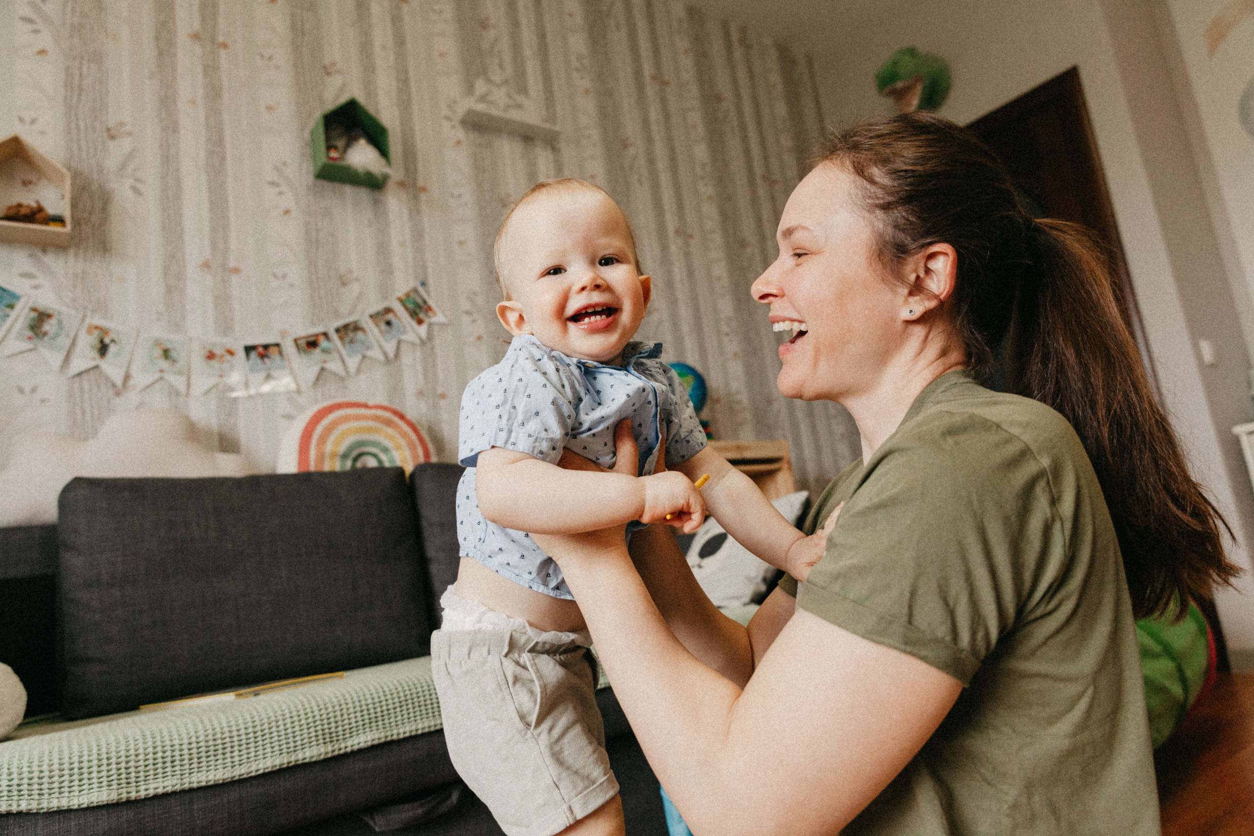 Аня, Гриша, Петя. Главная