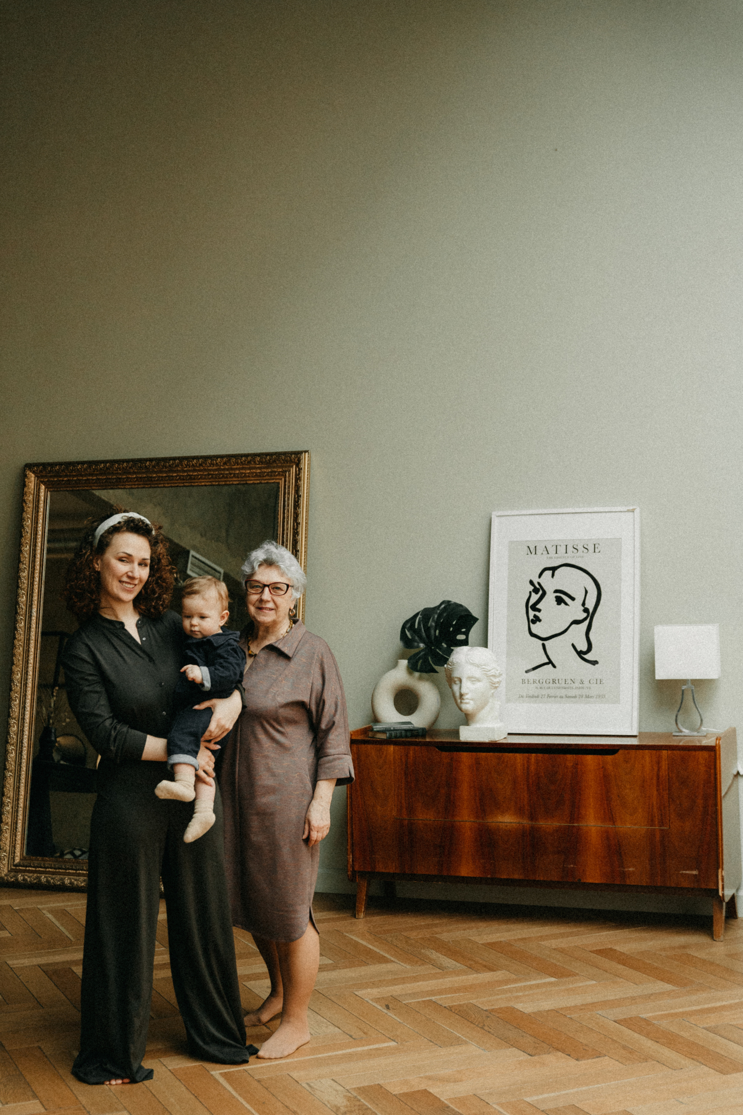 Маша, Луиза, Валентина. Главная