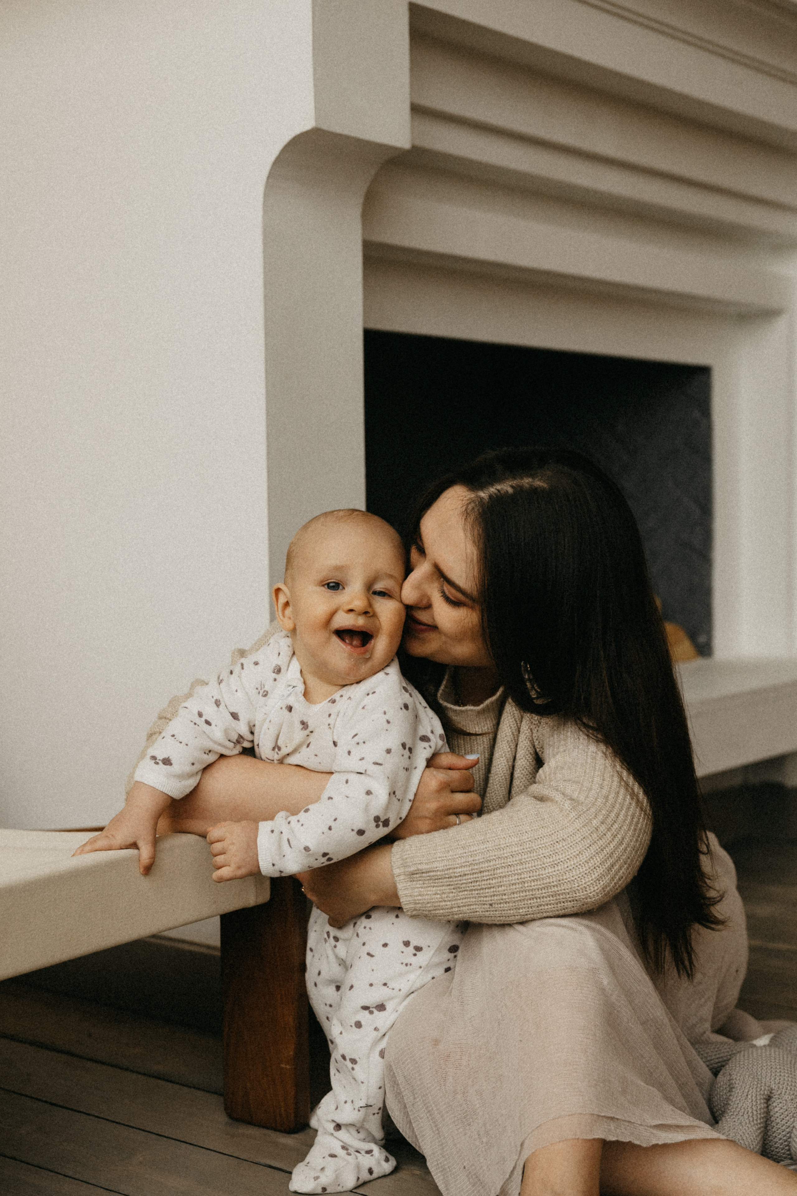 Оля, Саша, Лев. Главная