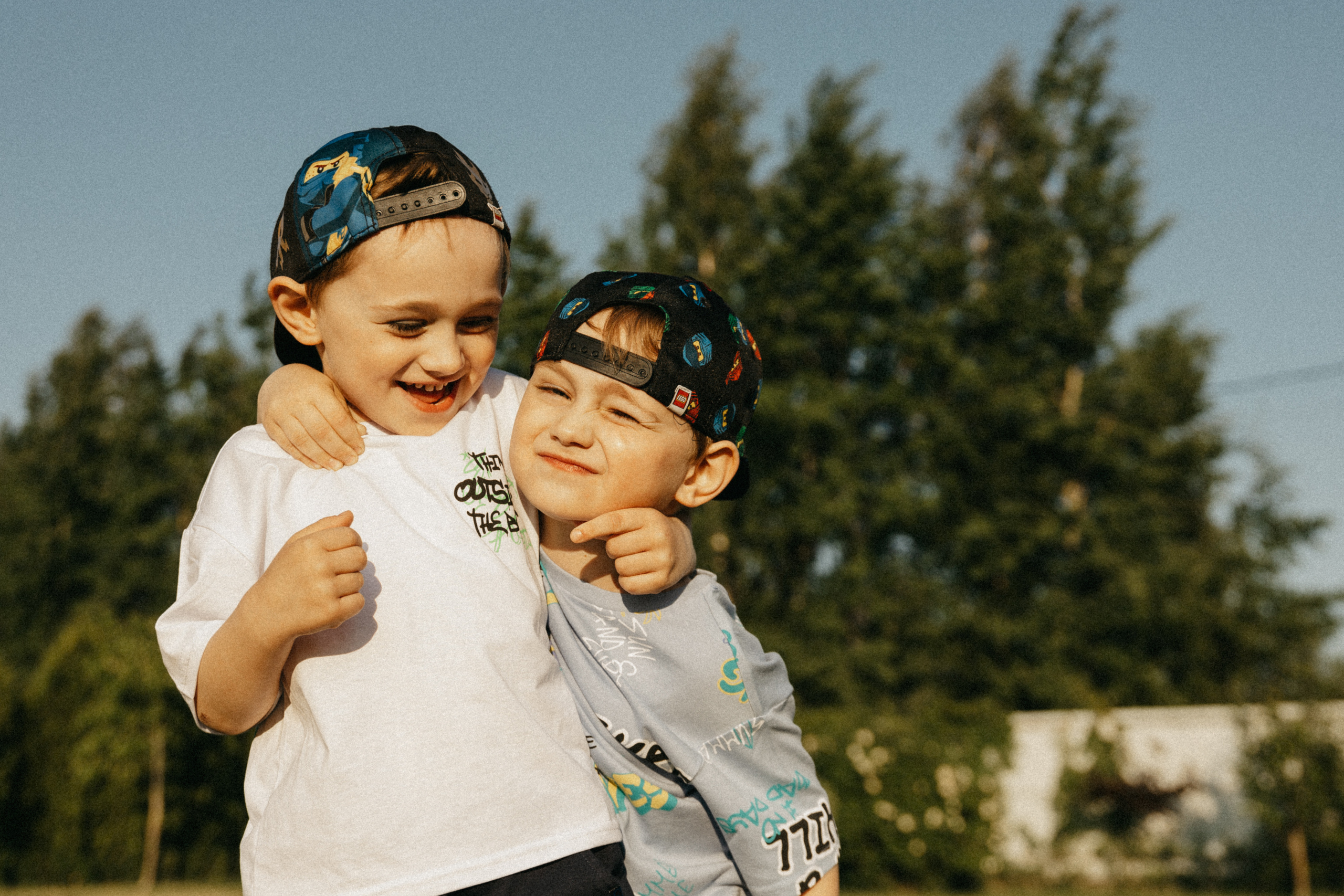 Ксюша, Кирилл, Миша, Костя. Главная