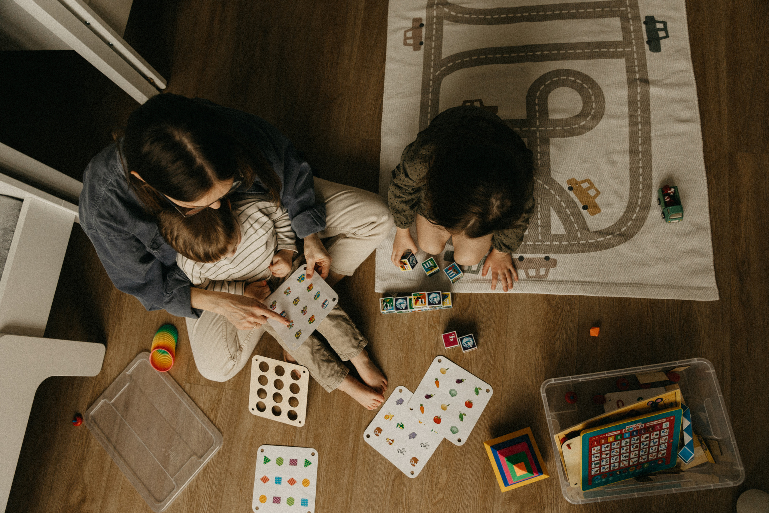 Таня, Алена, Тимофей. Главная