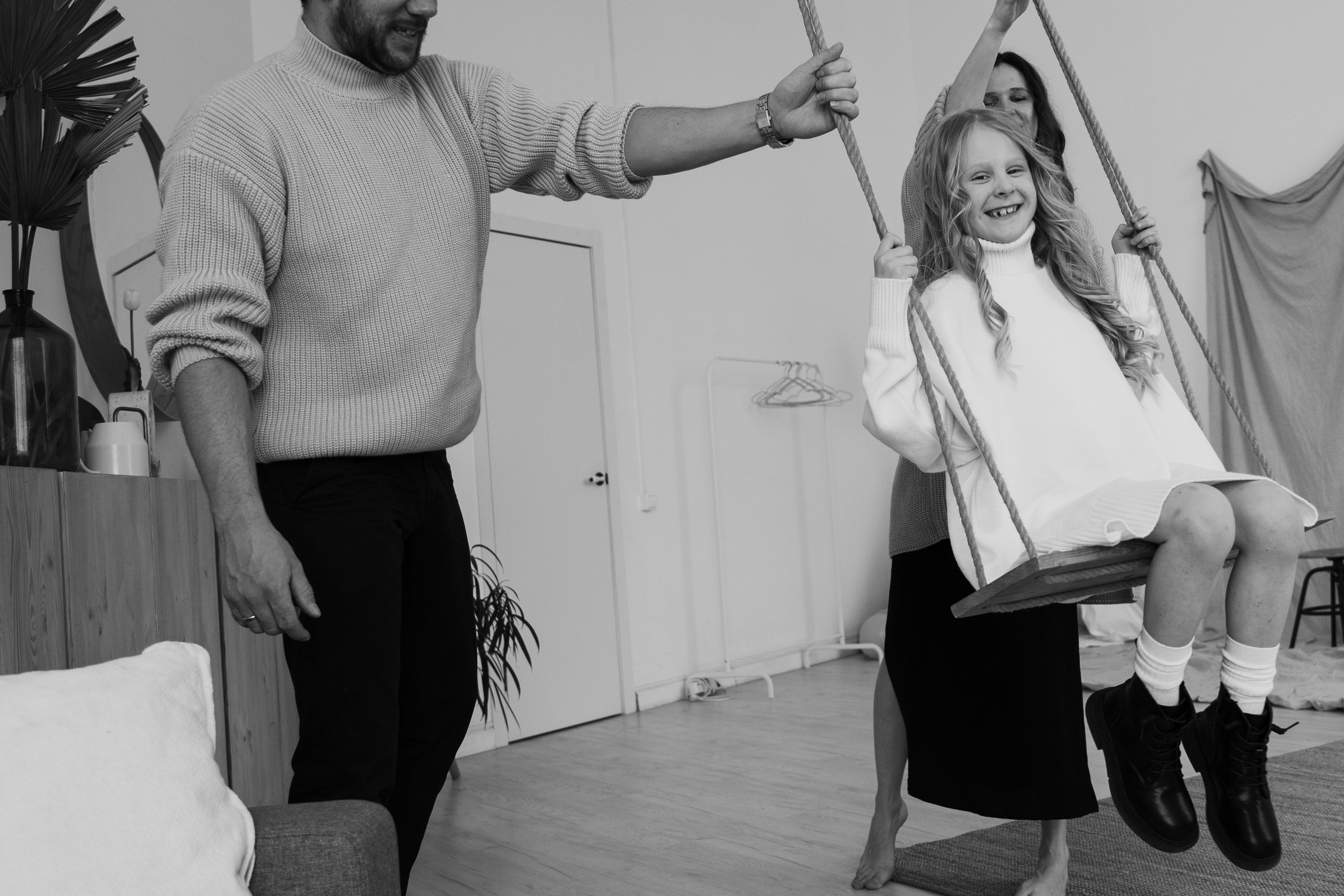 Даша, Дима, Полина. Главная