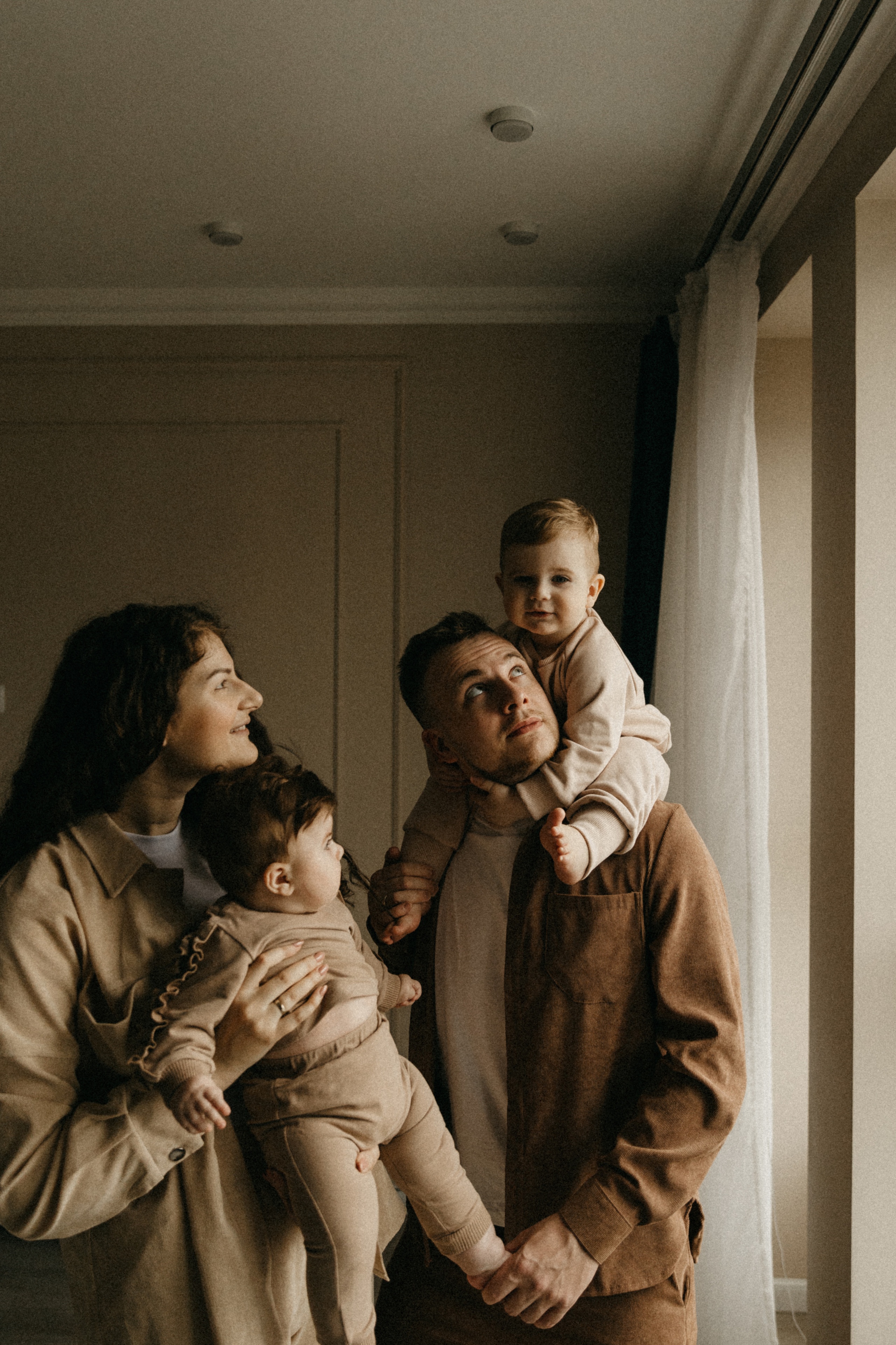 Артем, Маша, Артем, Аня. Главная