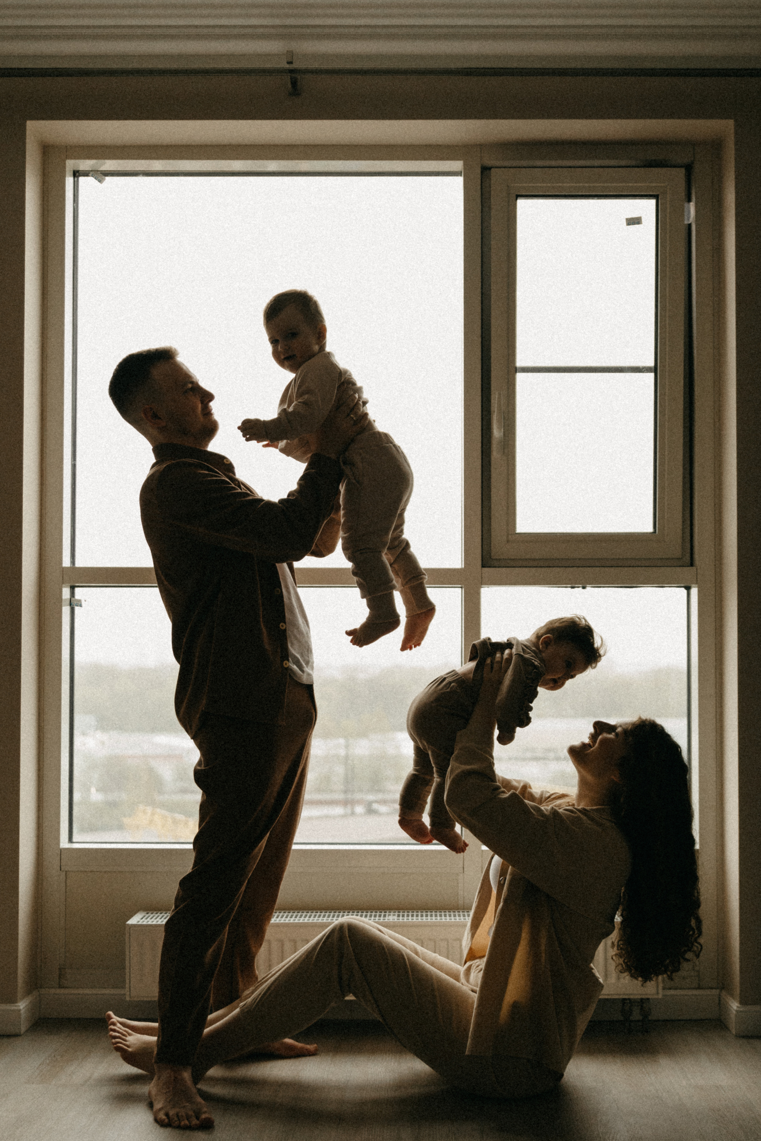 Артем, Маша, Артем, Аня. Главная