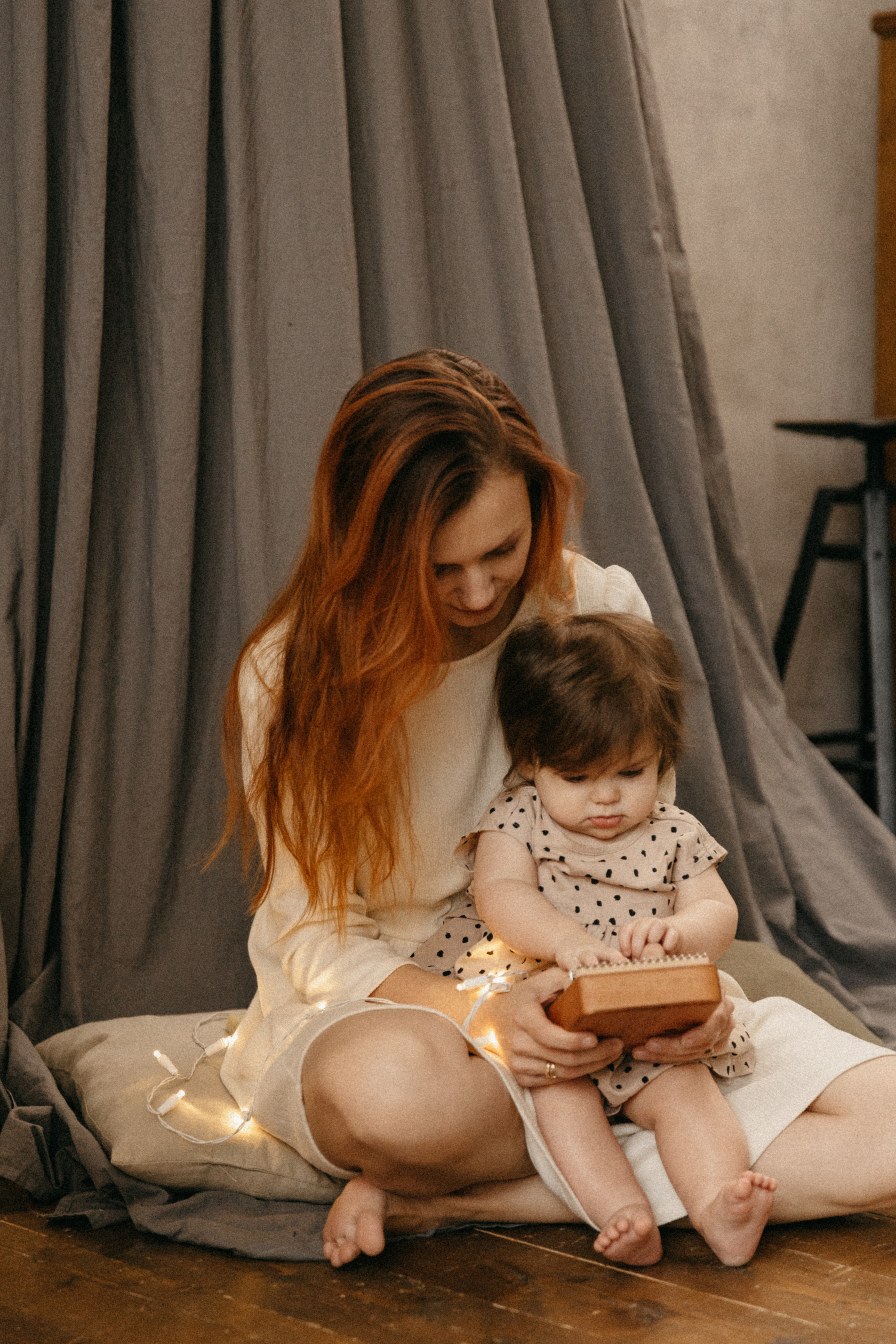 Женя, Саша. Главная