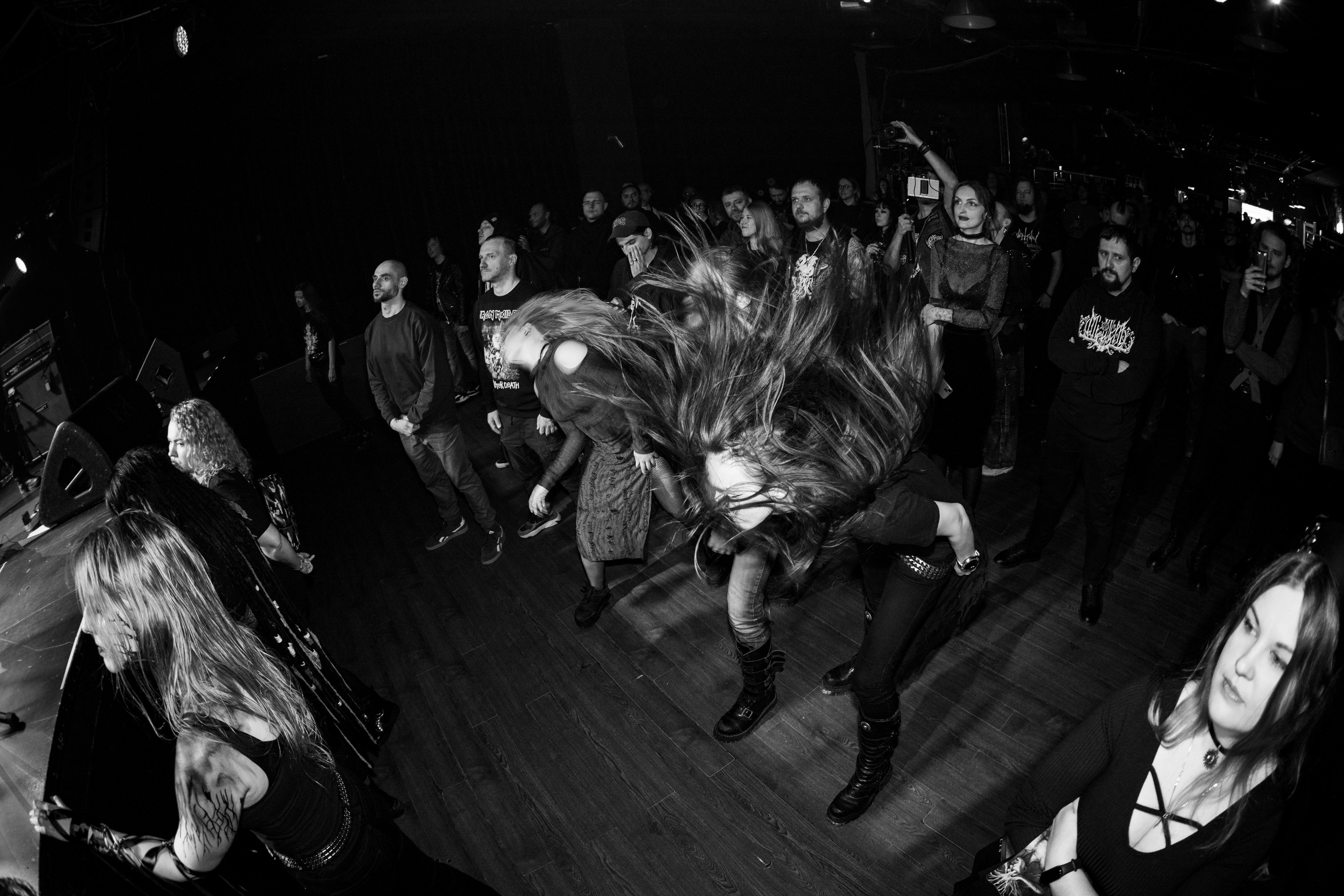 ИЛ • Minuala • Khlad|Glastonberry. Концертный и репортажный фотограф в Санкт-Петербурге Слава Пахомов