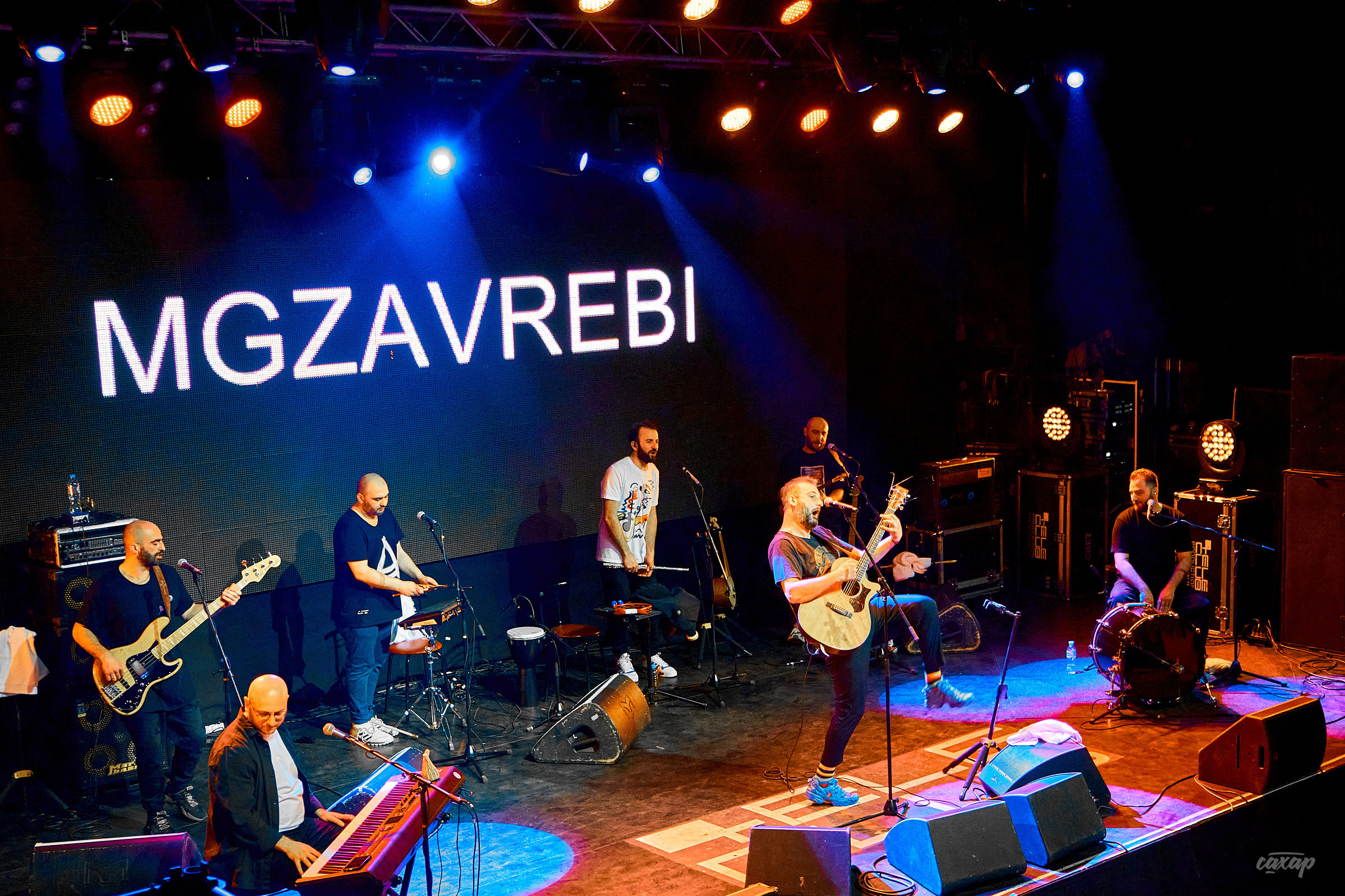 MGZAVREBI. Профессиональный фотограф в Екатеринбурге Юра Сахар