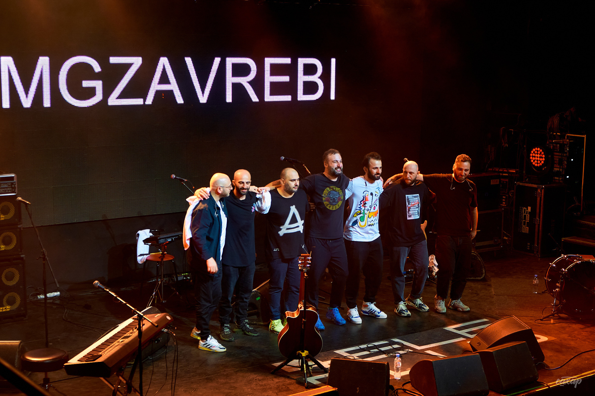 MGZAVREBI. Профессиональный фотограф в Екатеринбурге Юра Сахар