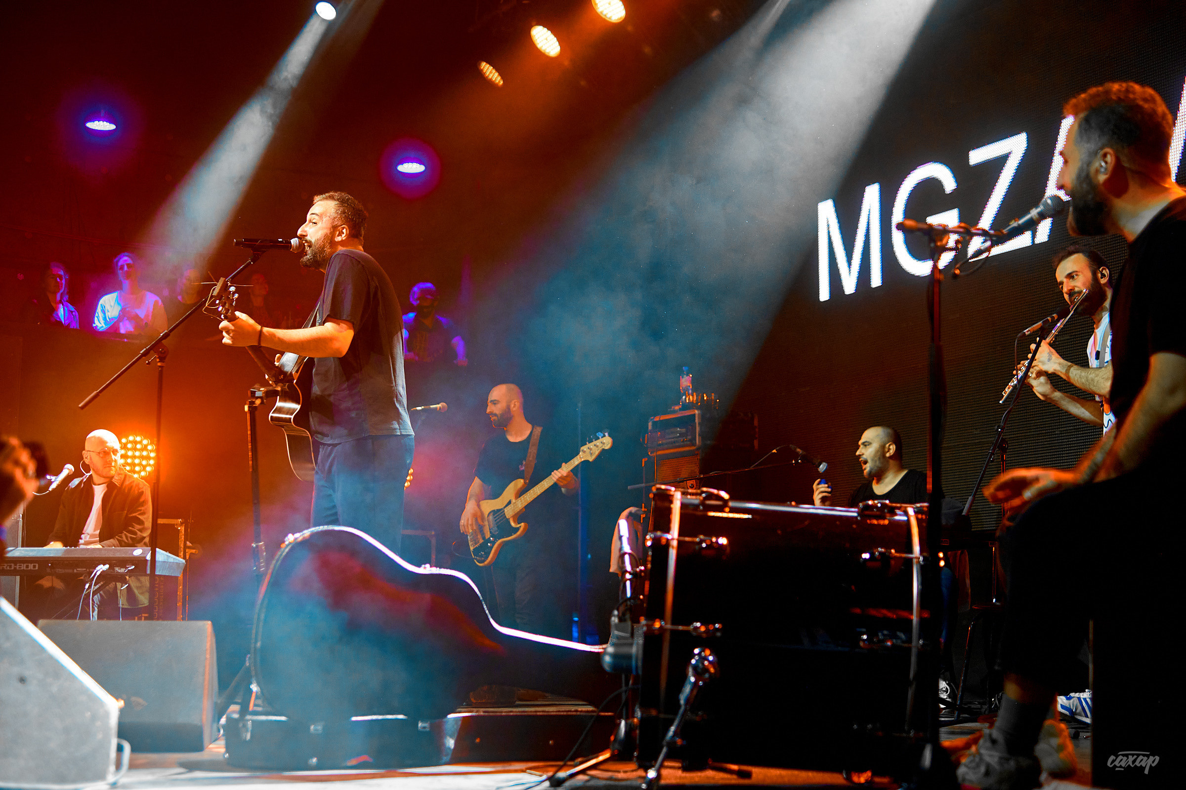 MGZAVREBI. Профессиональный фотограф в Екатеринбурге Юра Сахар