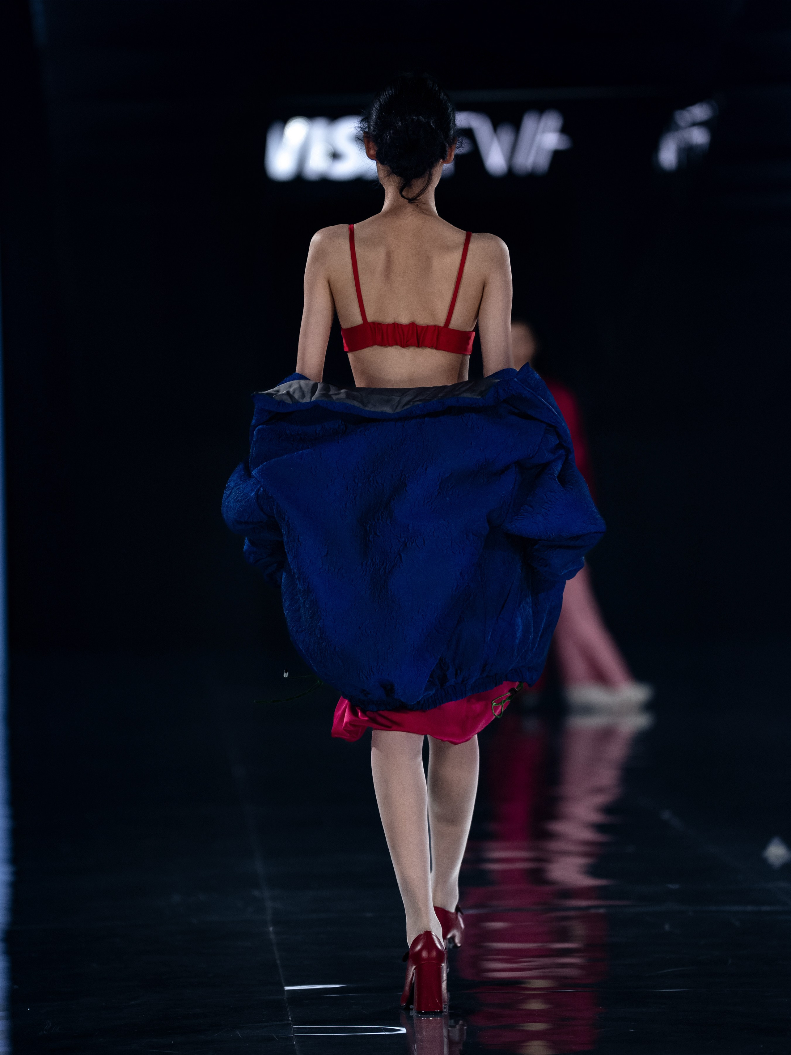 Visa Fashion Week Sako. Сайт Алматинского НЮ АРТ, будуар и фэшн фотографа Дениса Карпенко