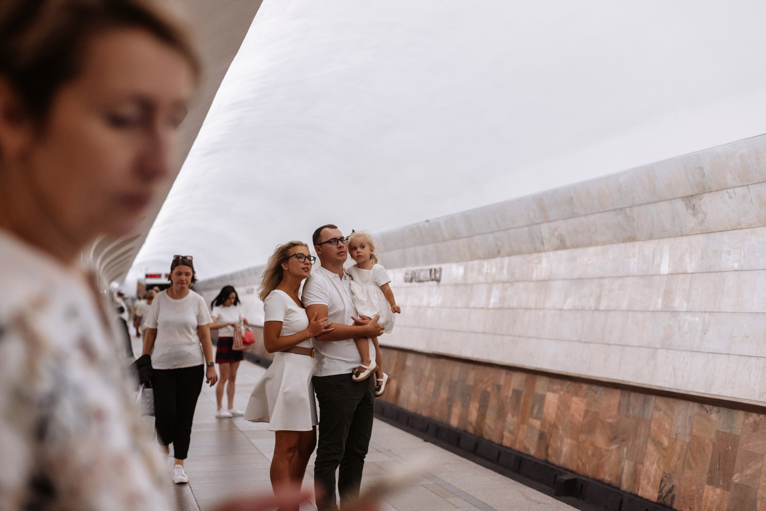 Миллионы глаз смотрят на нас.спустя 5 лет). Свадебный фотограф и визажист в Москве Кристина Палько