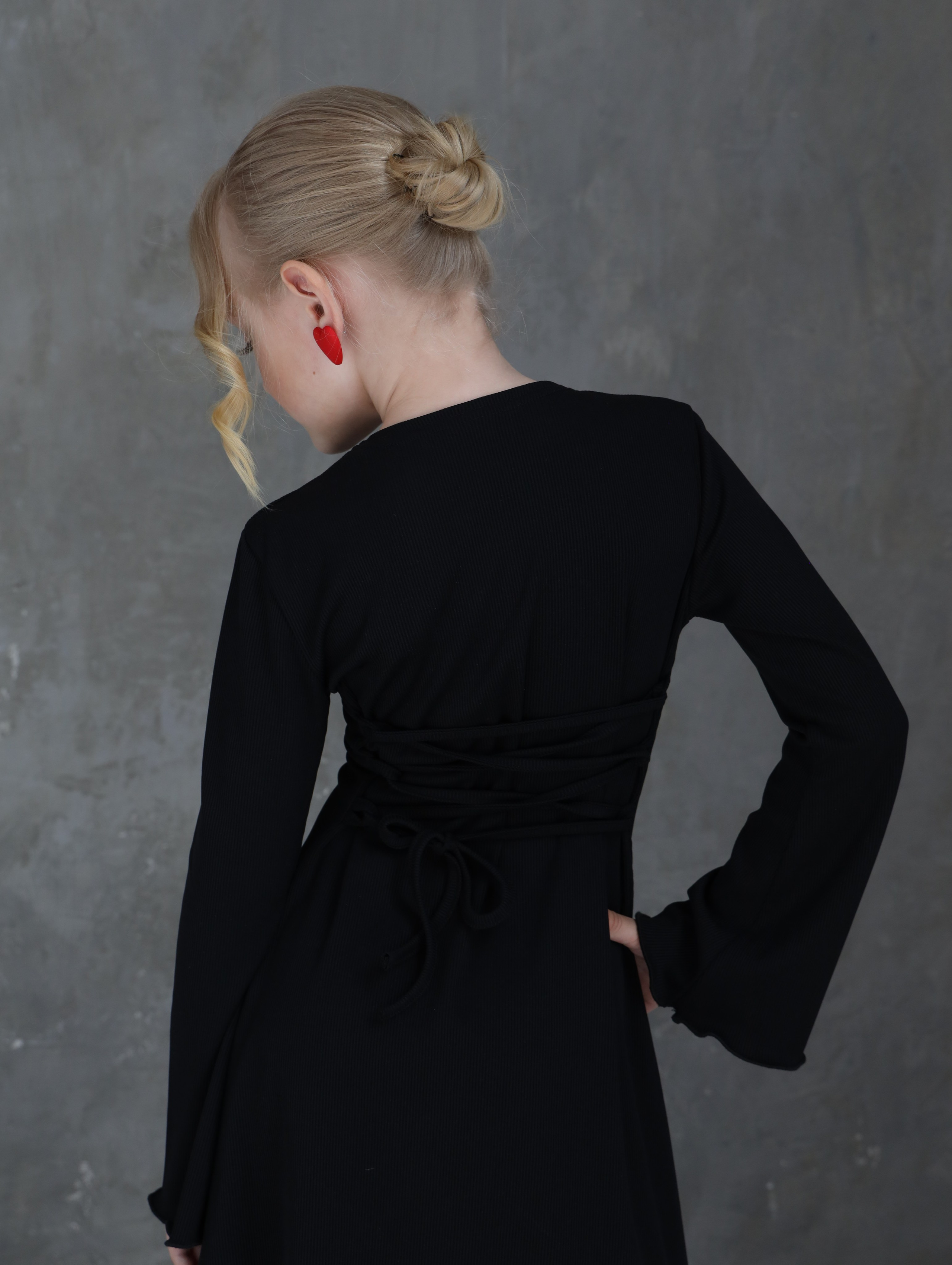 Каталожная съемка детской одежды для маркетплейса. Фотограф в Новосибирске Анна Полторацкая