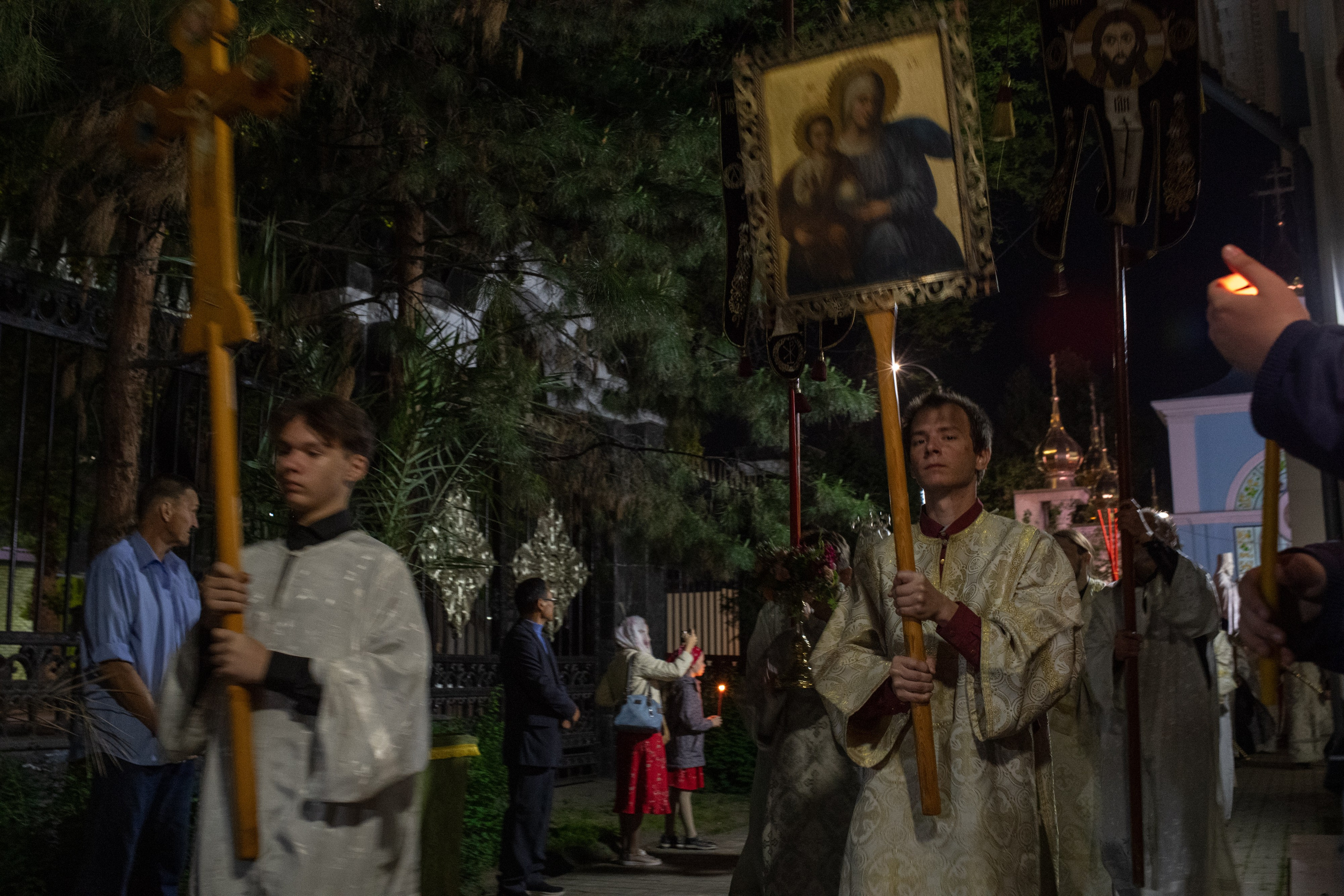 Праздничная молитва на Пасху. Репортажный, спортивный и документальный фотограф в Ташкенте Алексей Елисеев