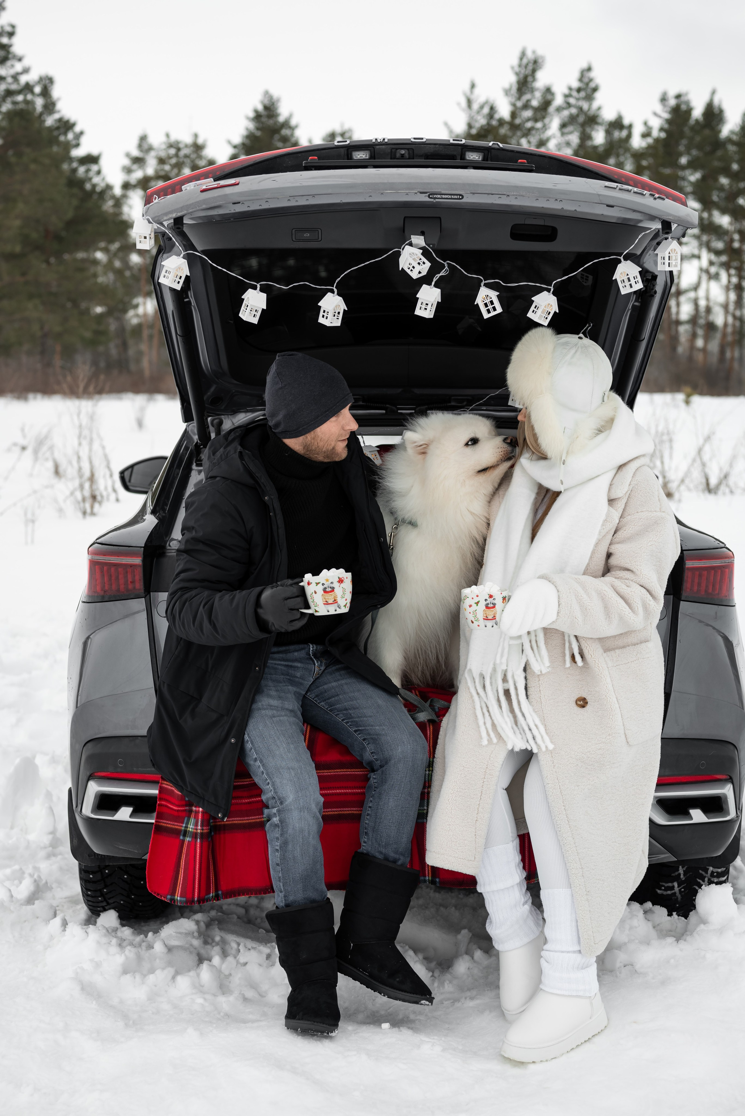Фотопроект с Платоном и машиной на улице. Фотограф в городе Салават