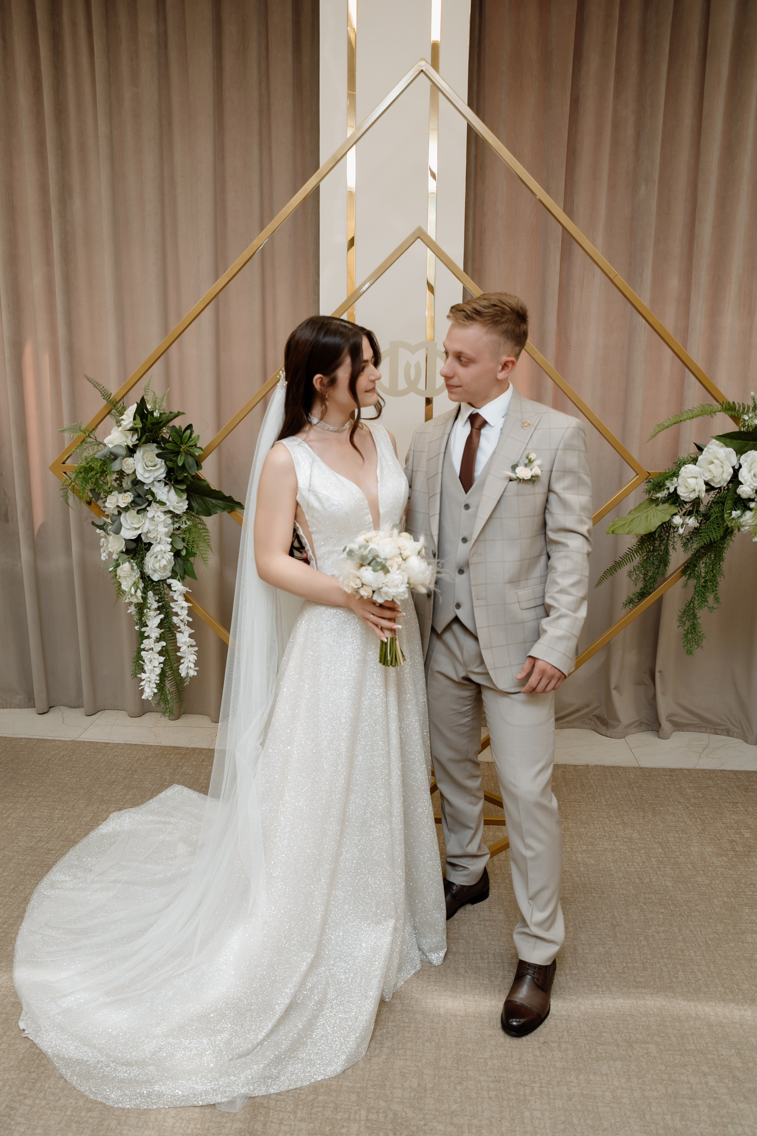 Оксана и Артём. Профессиональный фотограф Надежда Антонова