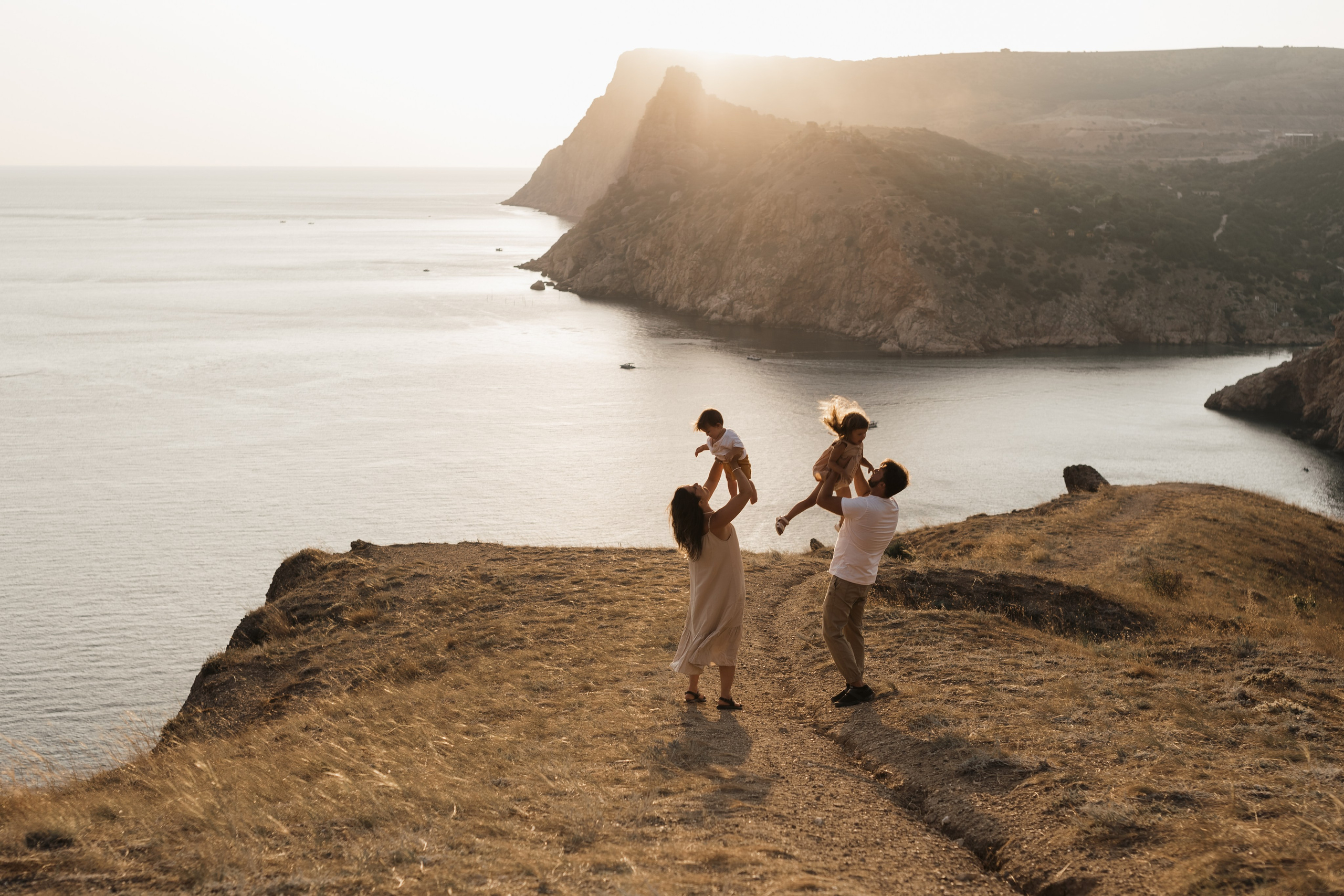 «Луч солнца золотого». Свадебный и портретный фотограф Алена Седининна в Крыму