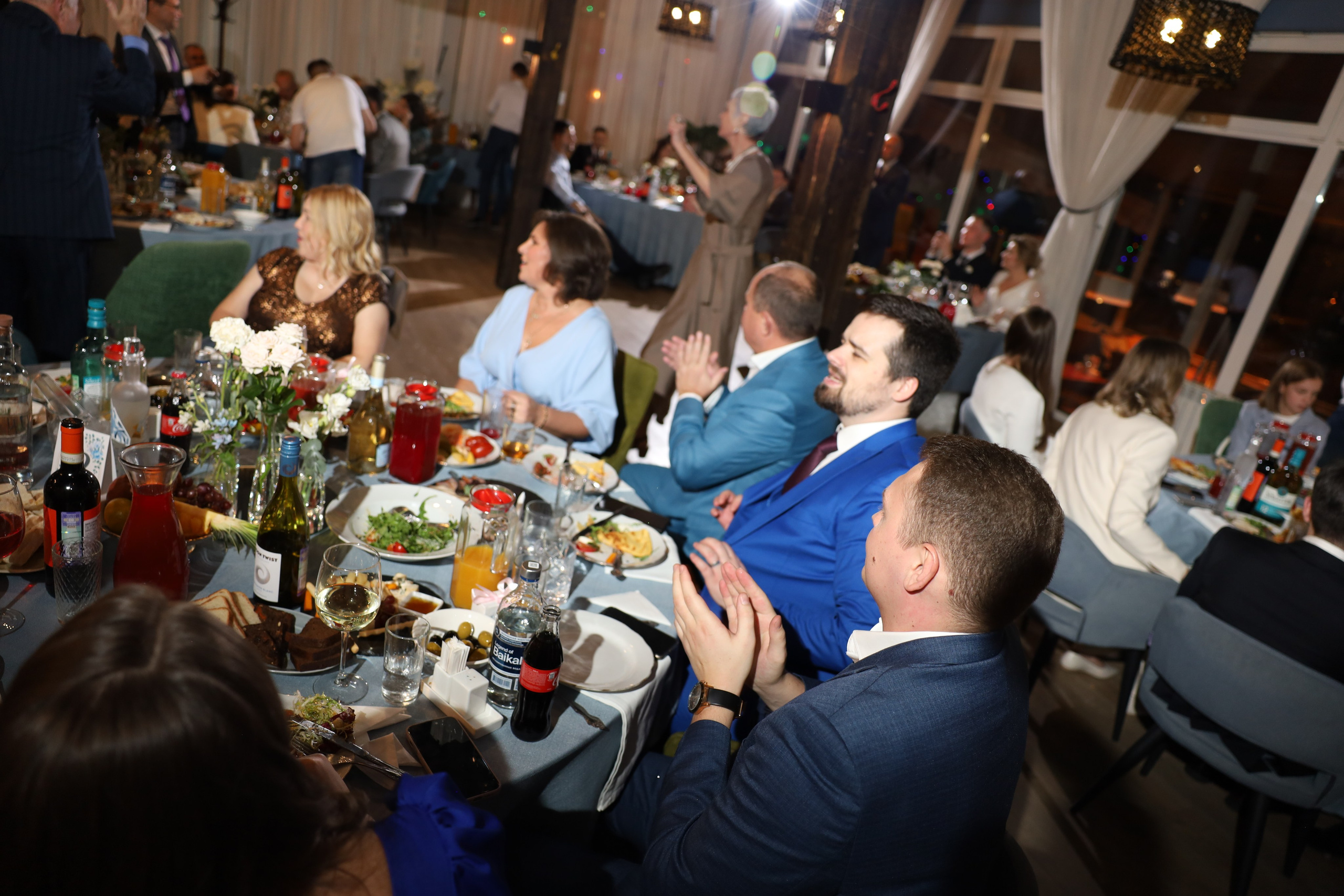 𝒜𝓇𝓉𝑒𝓂 & 𝐿𝓎𝓊𝓈𝓎𝒶 (𝓇𝑒𝓈𝓉𝒶𝓊𝓇𝒶𝓃𝓉). 𝑀𝑜𝓈𝒸𝑜𝓌. Свадебный фотограф в Санкт-Петербурге