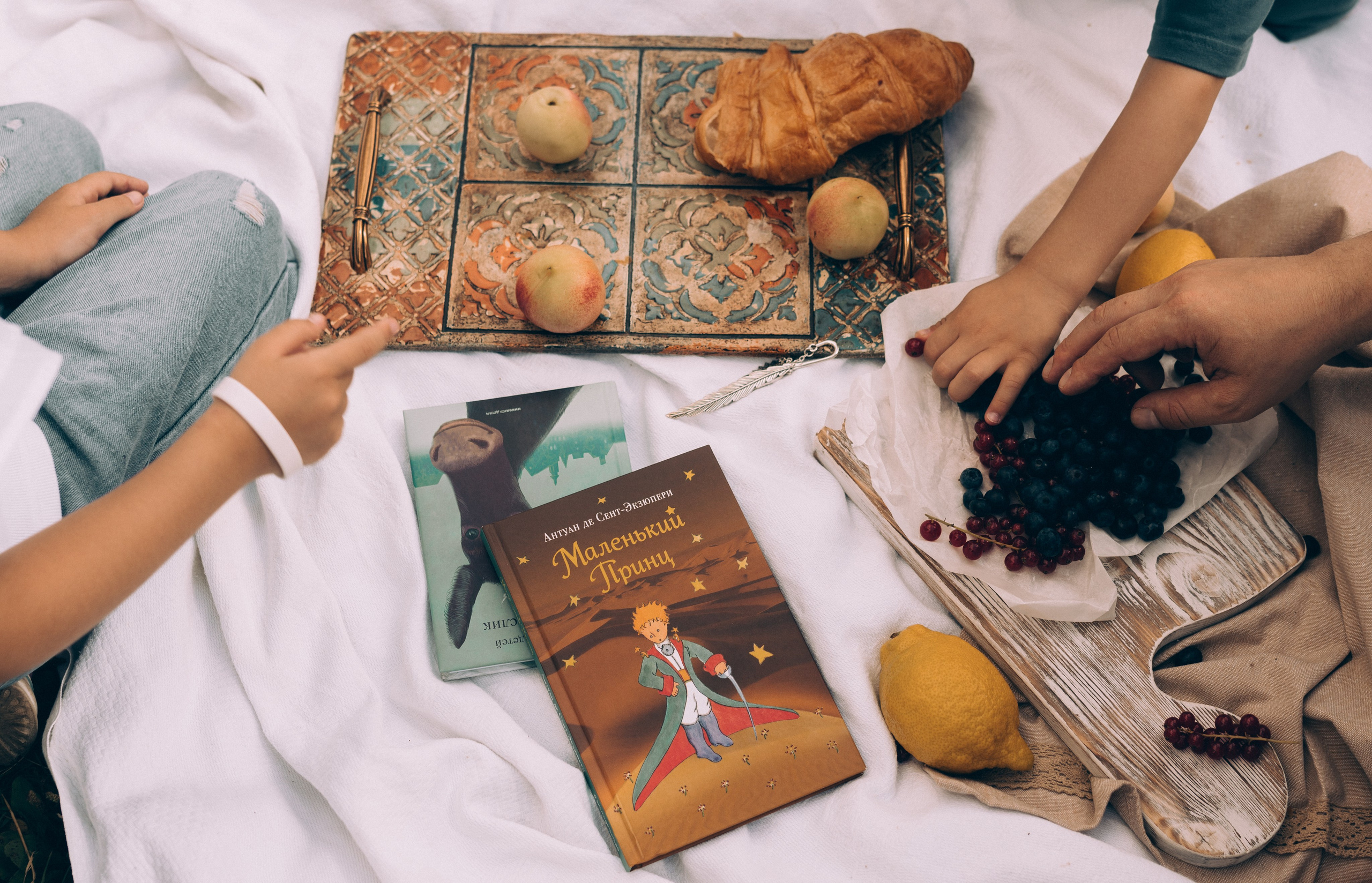 Семейная фотопрогулка. Семейный, ньюборн фотограф, фотограф на роды в Москве, Виктория Тюльдюкова