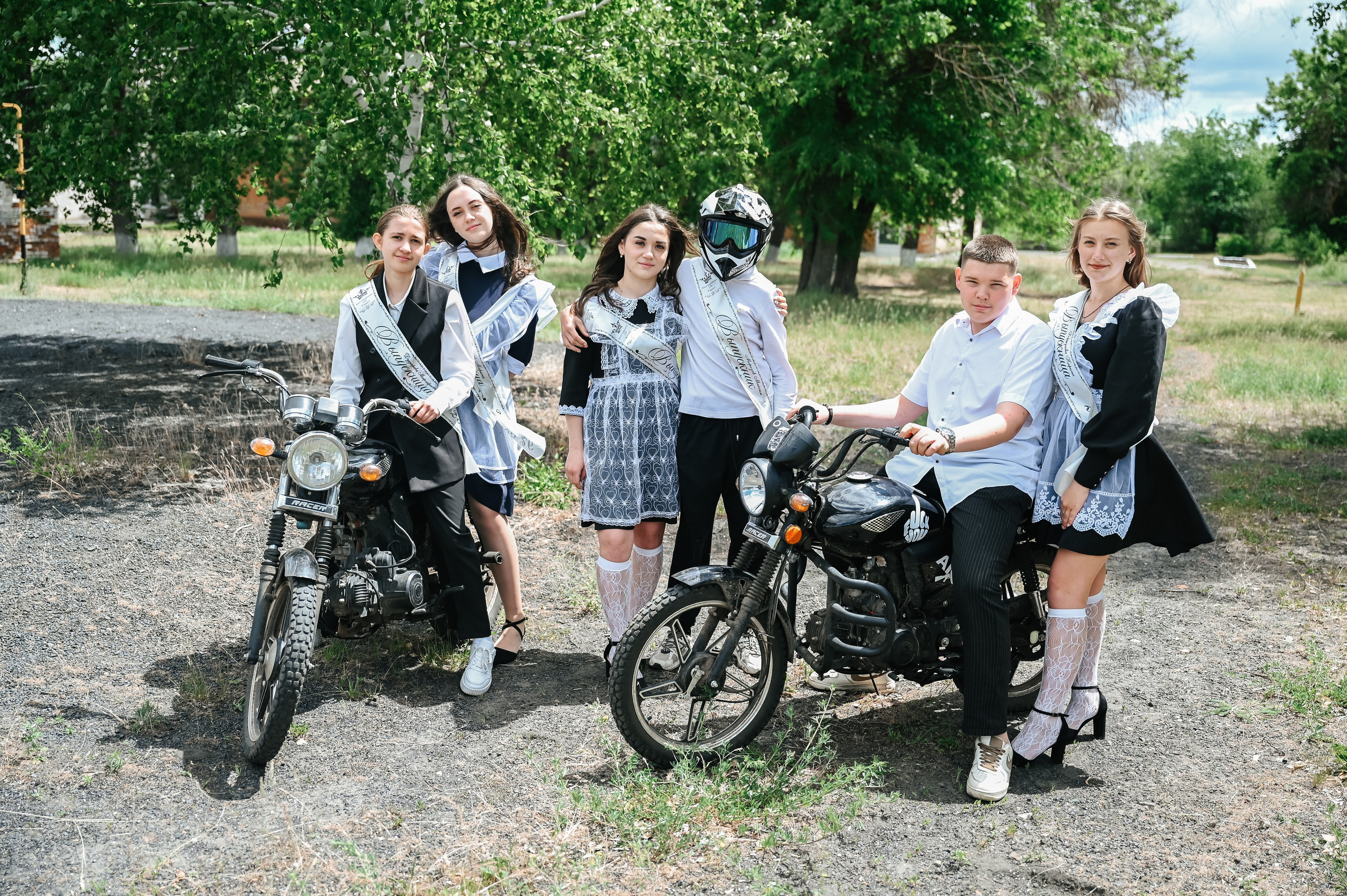 Школьная съёмка улица лайф. Фотограф Алёна Мил