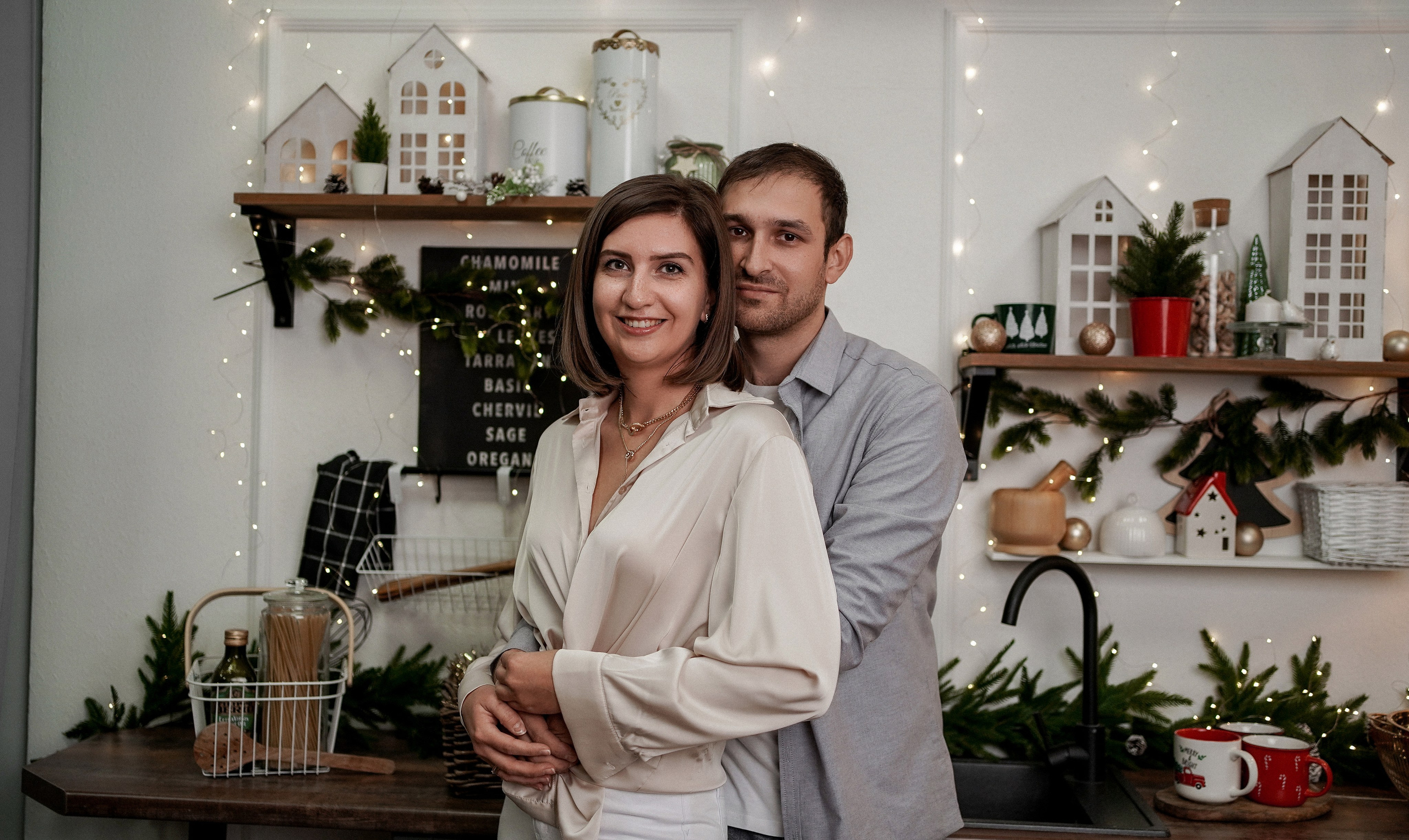Новогодняя семейная фотосессия в фотостудии Авокадо. Фотограф Ростов-на-Дону. Свадебный фотограф в Ростове-на-Дону. Таинство Крещения и Венчания, семейные фотосессии. Алёна Чёботова