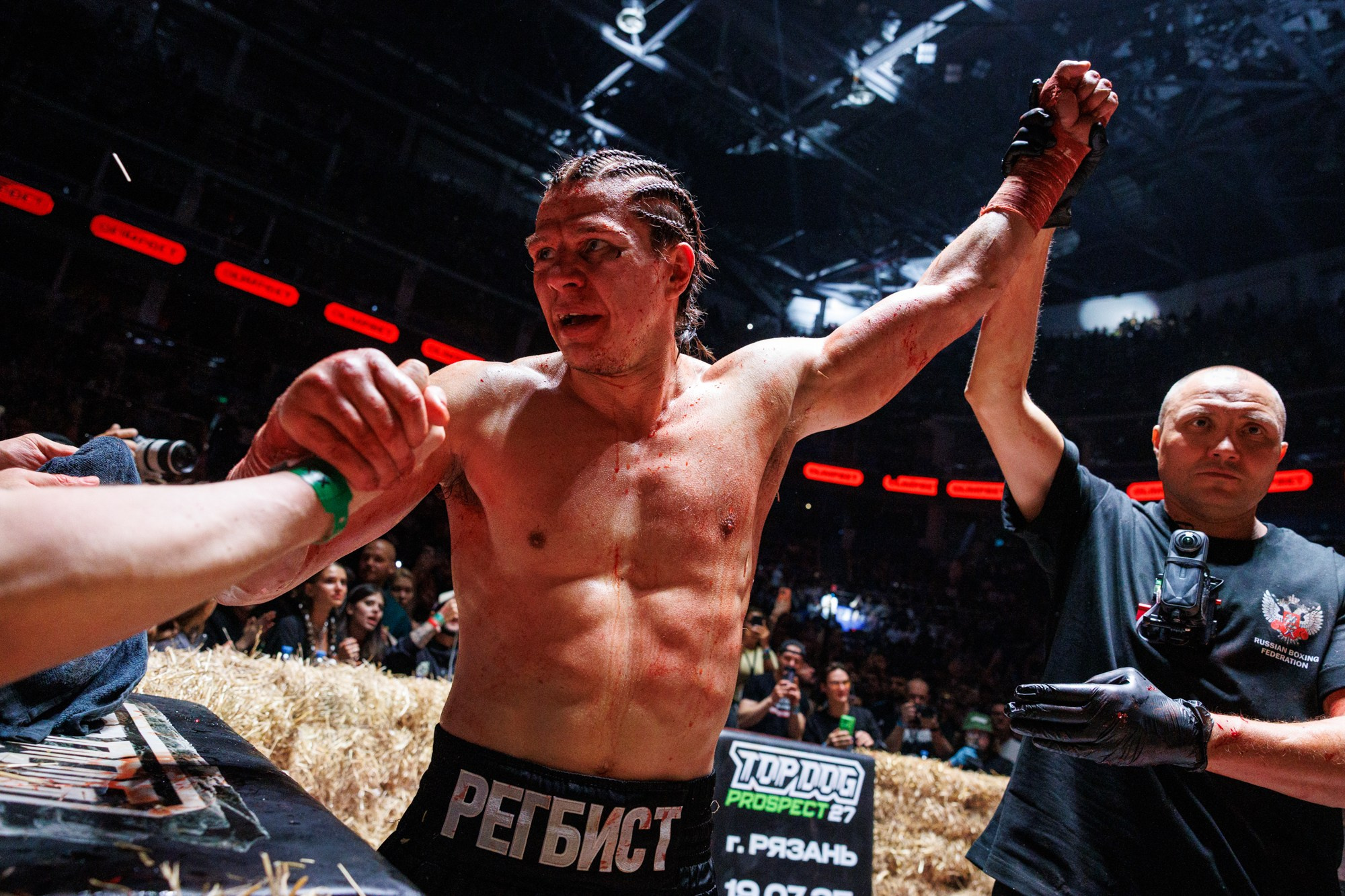 Бои Top Dog. Репортажный и предметный Фотограф в Москве