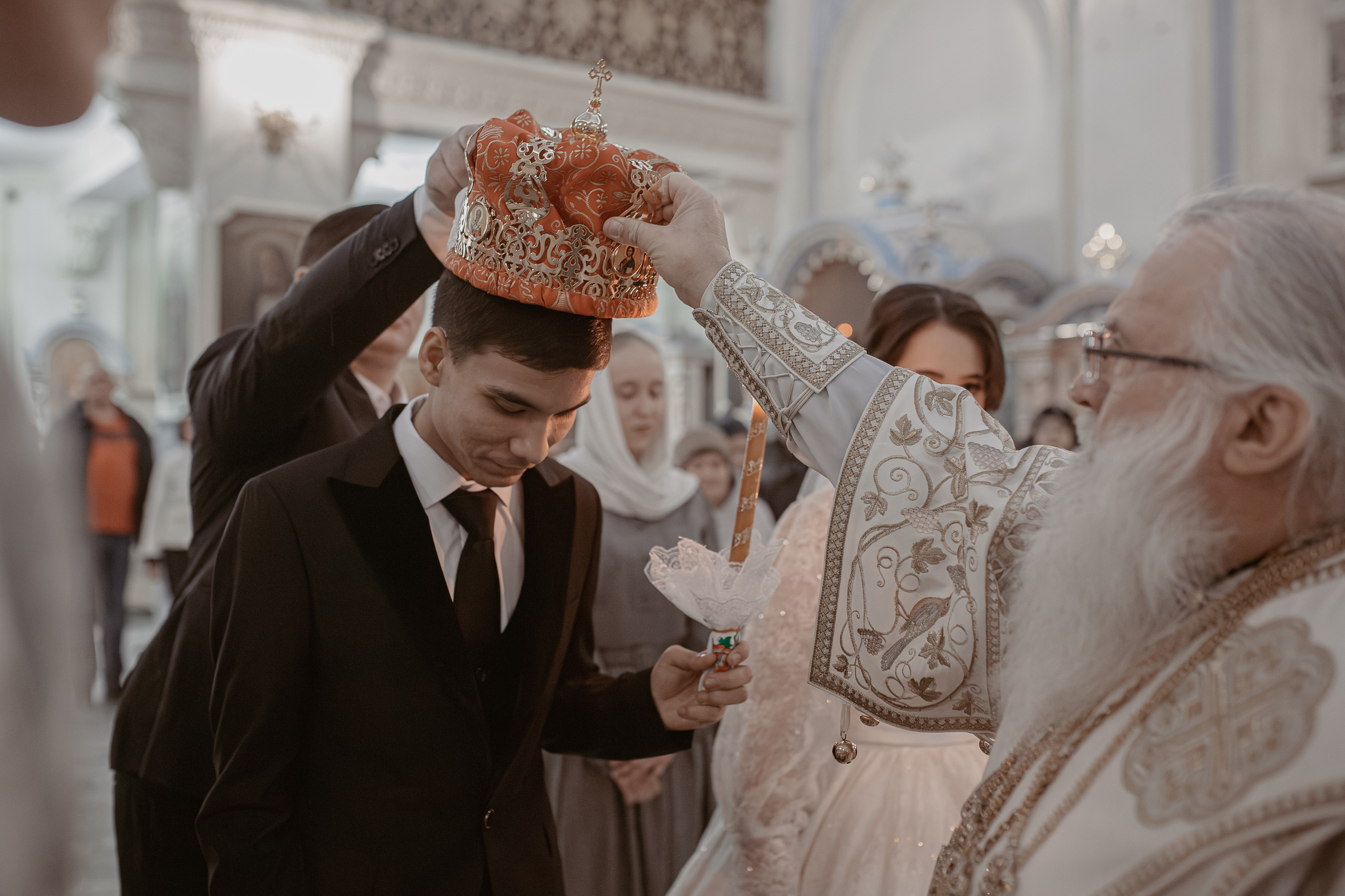 Митрополит Викентий совершил таинство Венчания. Фотограф на Крещение и Венчание в Ташкенте