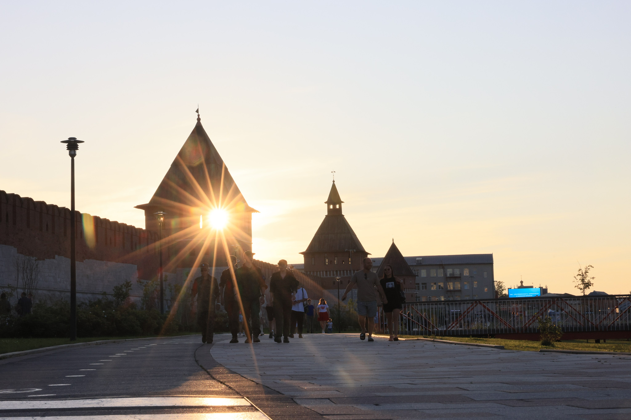 Площадь Ленина, Гостинный двор, Белый дом, Фонтаны, улица Советская. Фотограф в Туле Крупский АнДРей. Фотостудия «КАДР71» в Туле