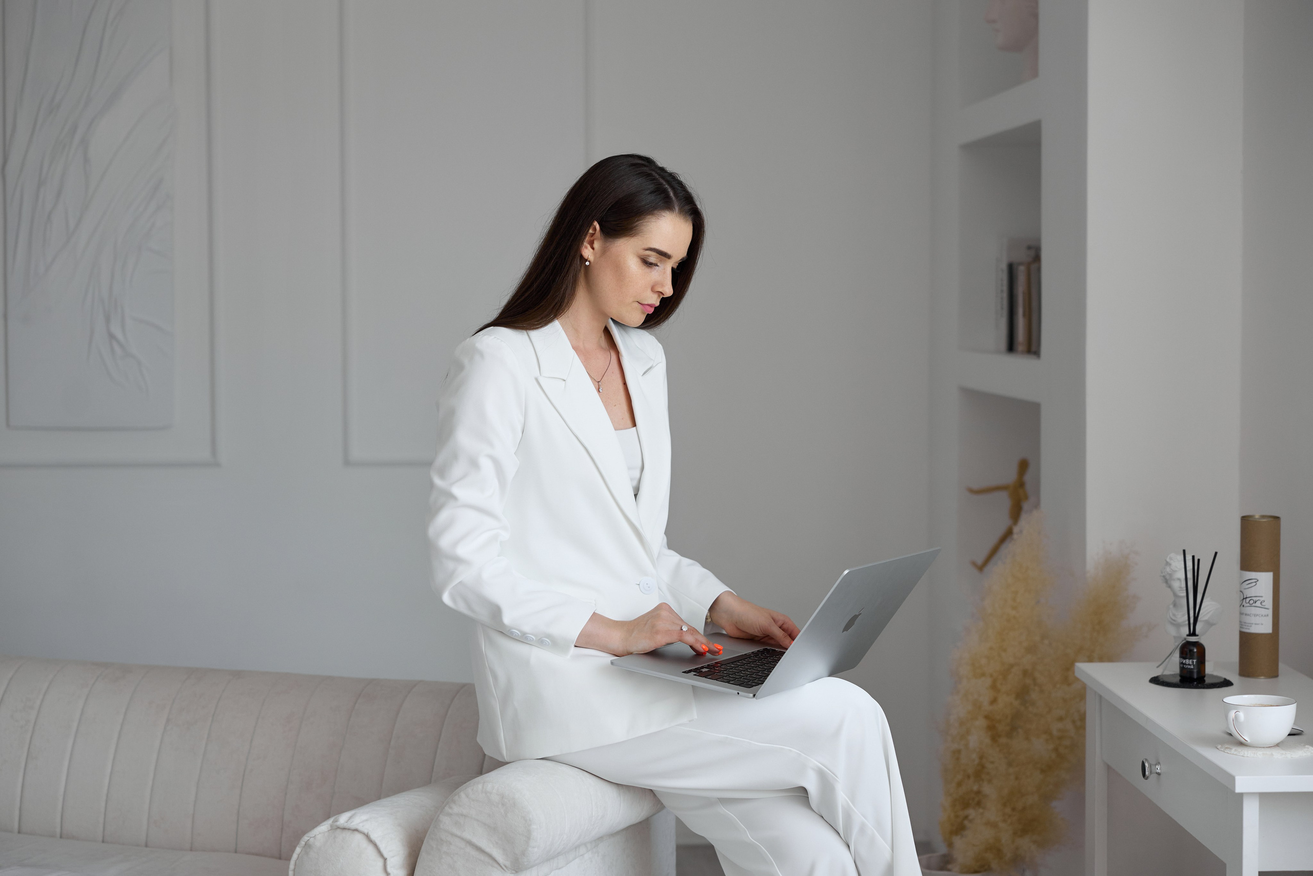 Контакты. Анжелика Пилипас