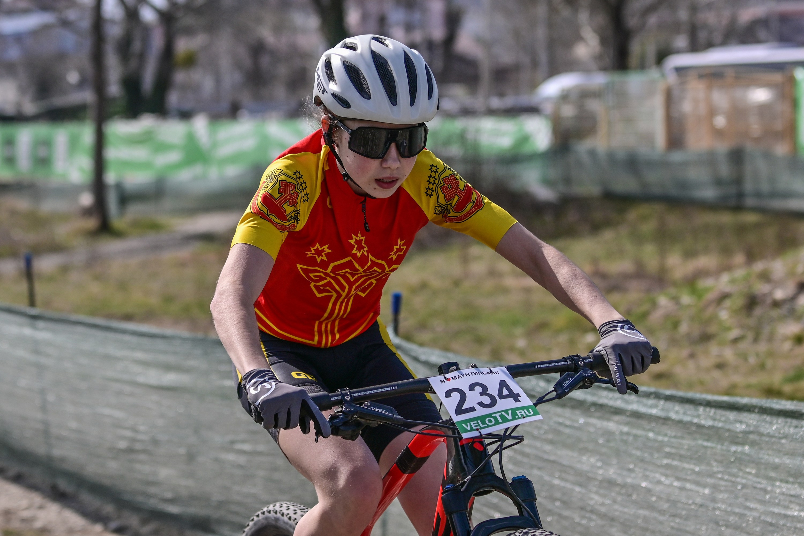 Маунтинбайк, кросс-кантри в Архипо-Осиповке 16 марта 2025. Спортивный фотограф, фотожурналист Павел Ларькин